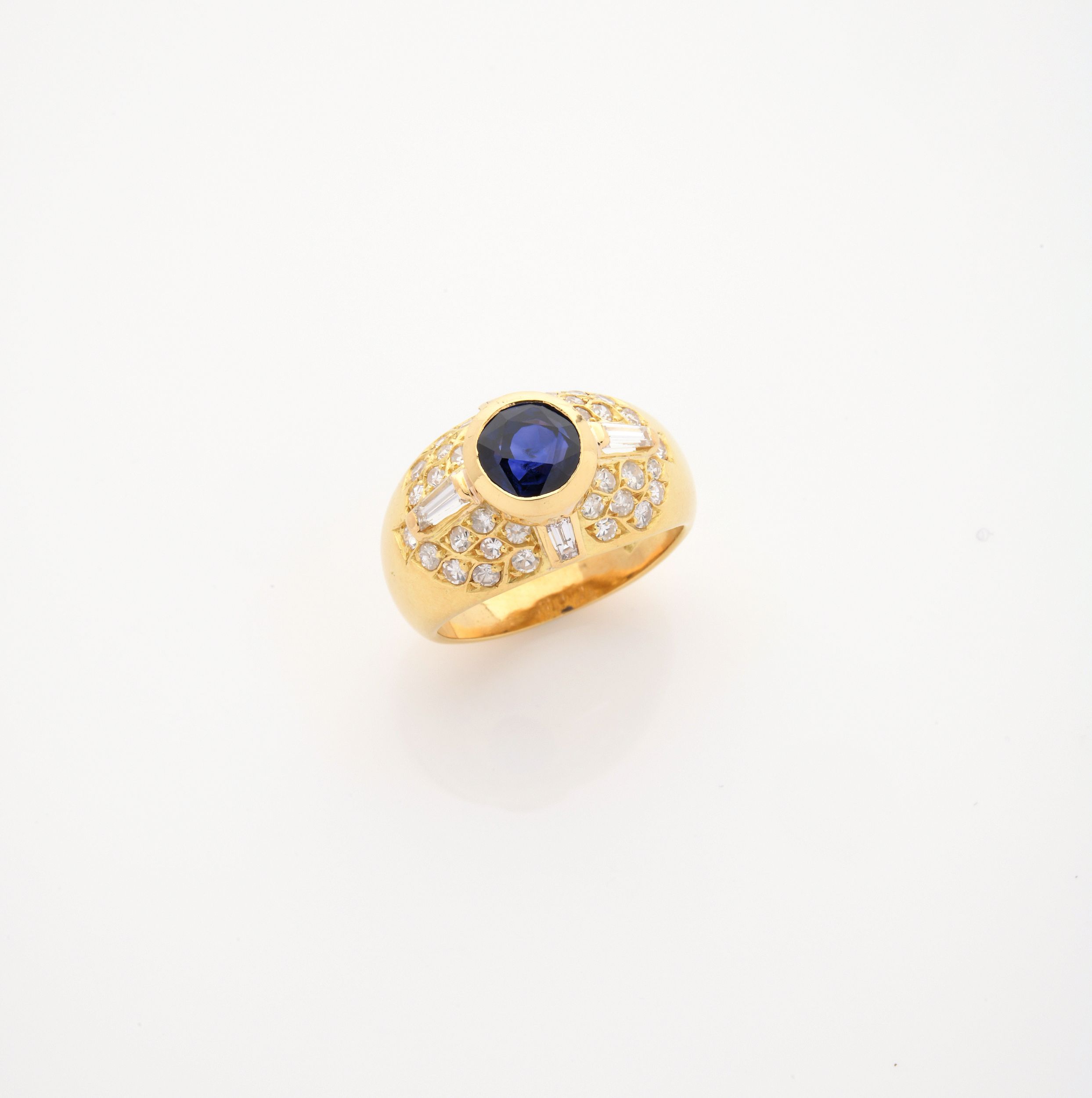 RAVISSANT COLLIER A TRANSFORMATION:  | H&ocirc;tel Des Ventes de Monte-Carlo