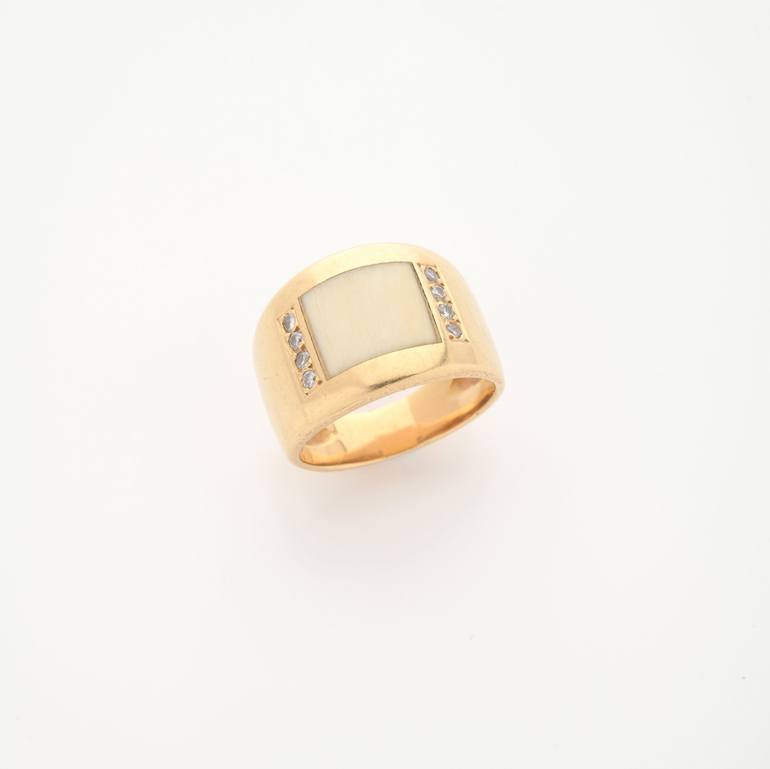 BAGUE COURONNE:  | H&ocirc;tel Des Ventes de Monte-Carlo
