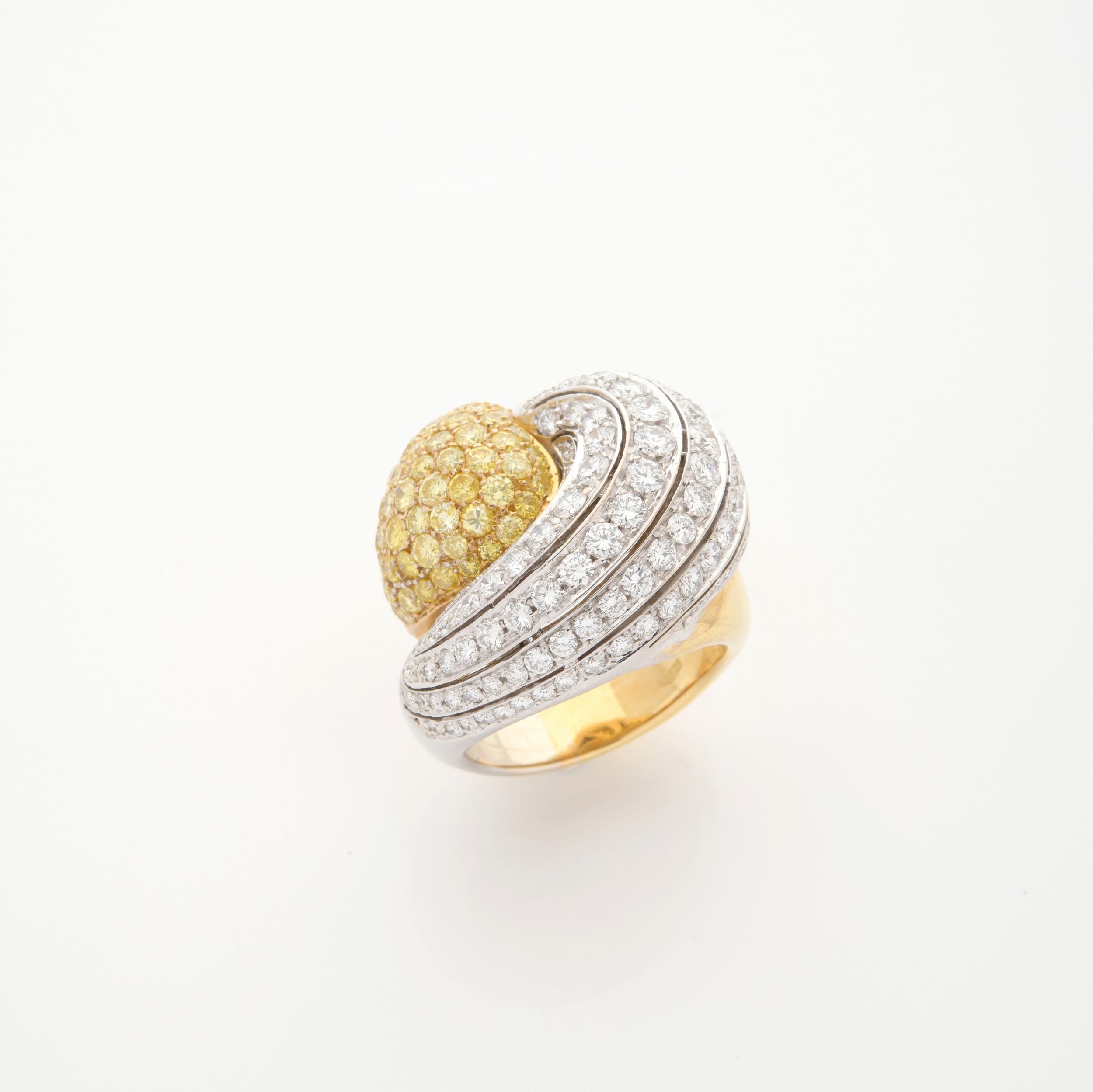 BAGUE COURONNE:  | H&ocirc;tel Des Ventes de Monte-Carlo