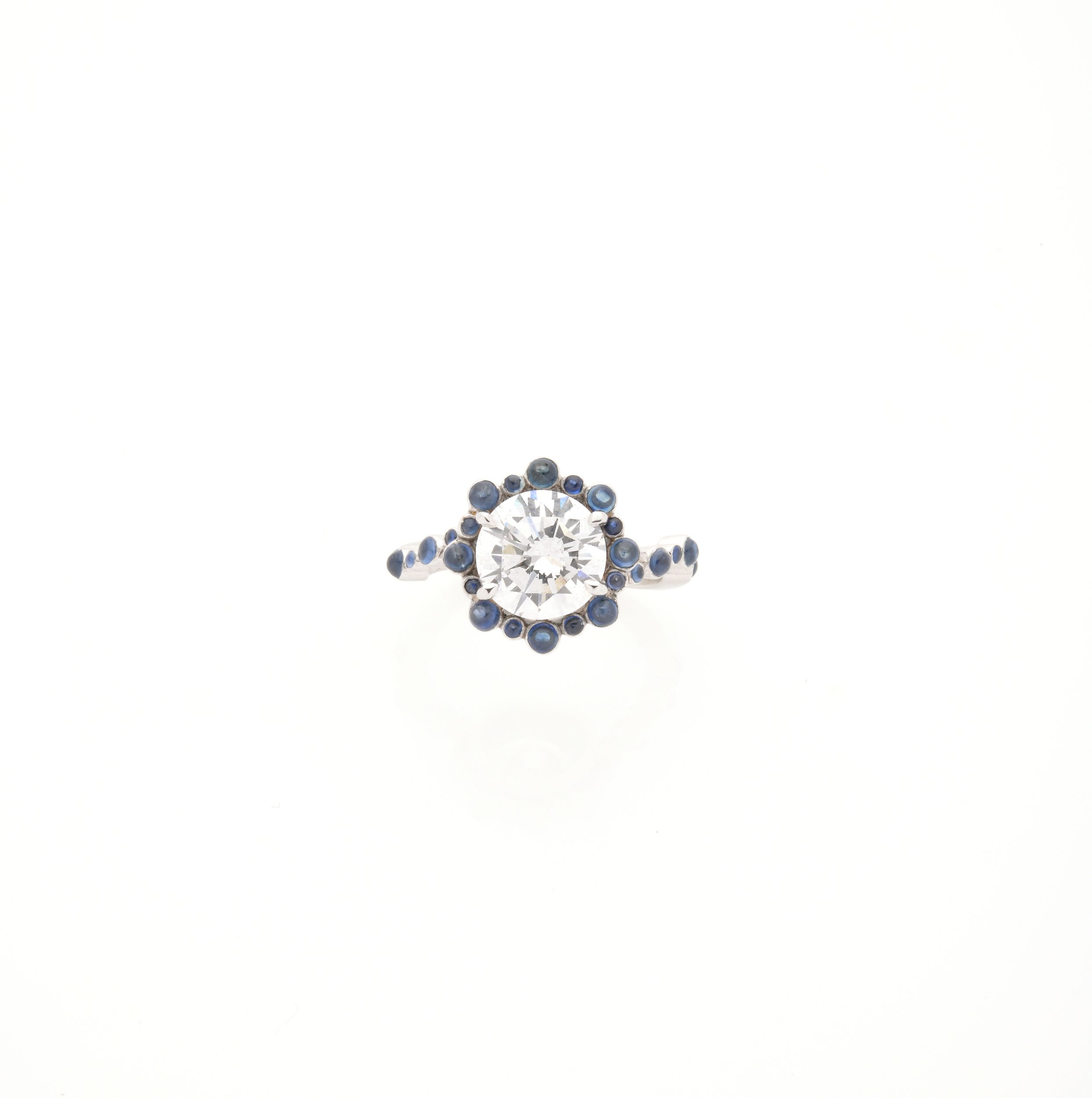 BAGUE JONC ASYMETRIQUE :  | H&ocirc;tel Des Ventes de Monte-Carlo