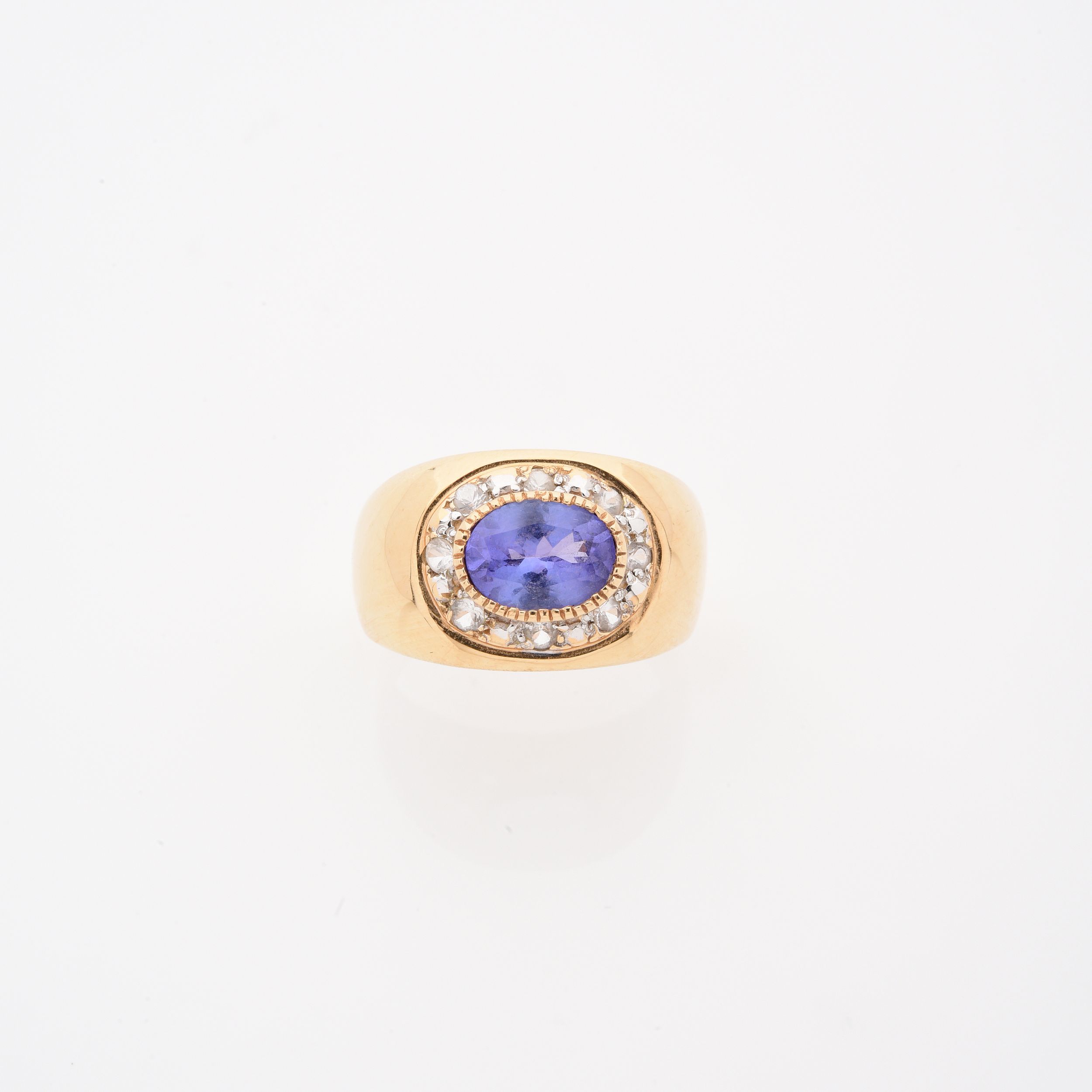 BROCHE CORBEILLE:  | H&ocirc;tel Des Ventes de Monte-Carlo