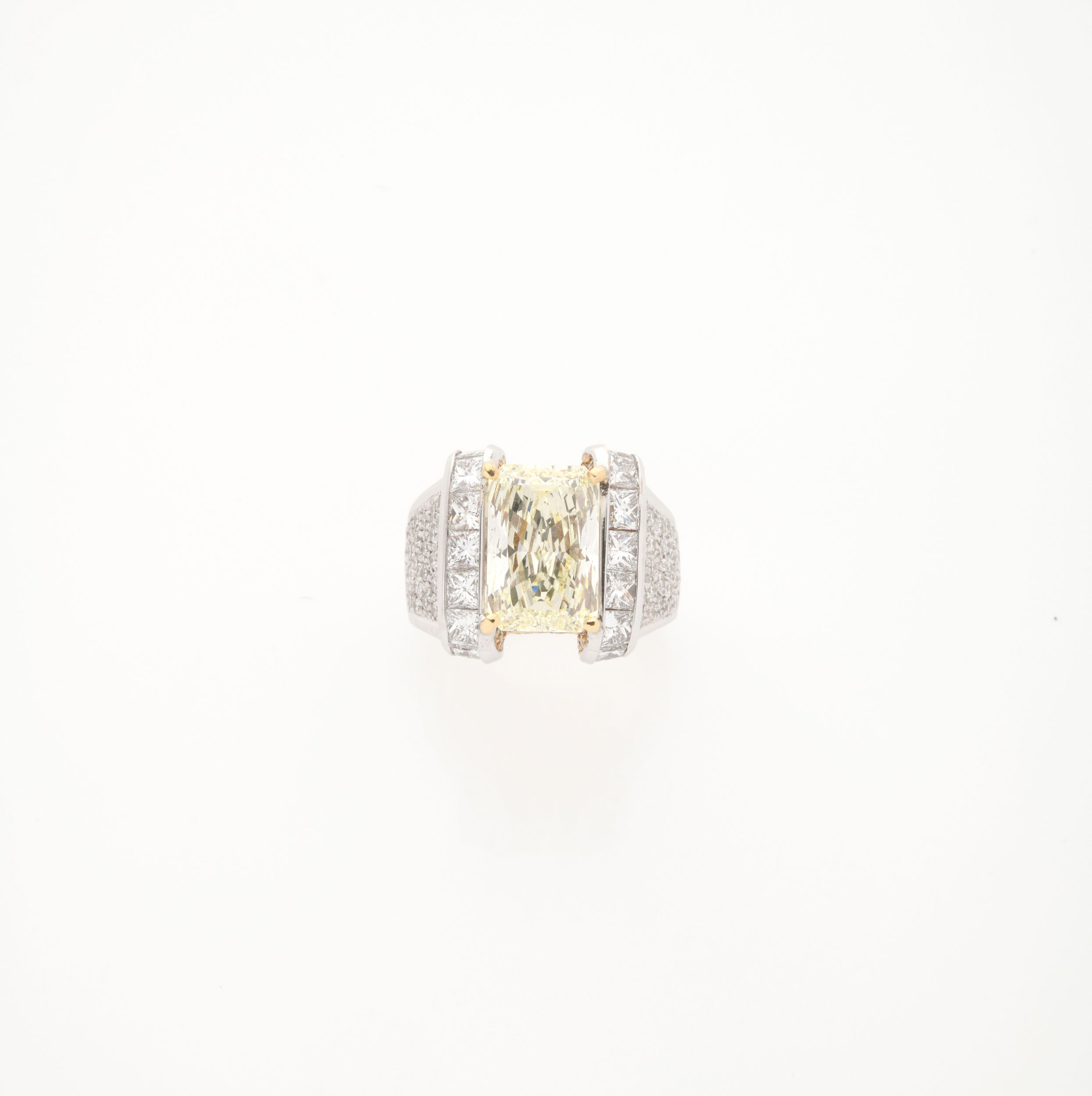 BAGUE COURONNE:  | H&ocirc;tel Des Ventes de Monte-Carlo