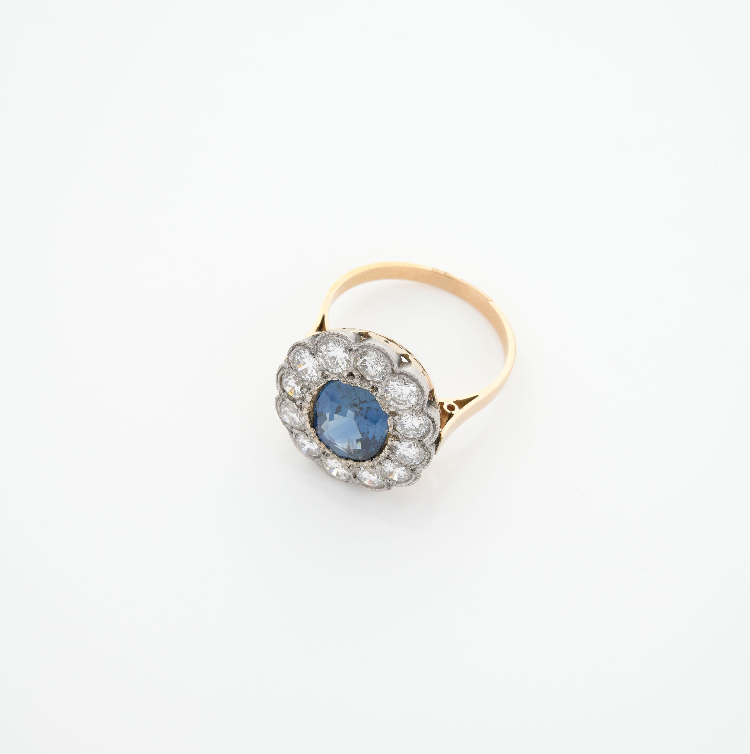 BAGUE MARGUERITE:  | H&ocirc;tel Des Ventes de Monte-Carlo