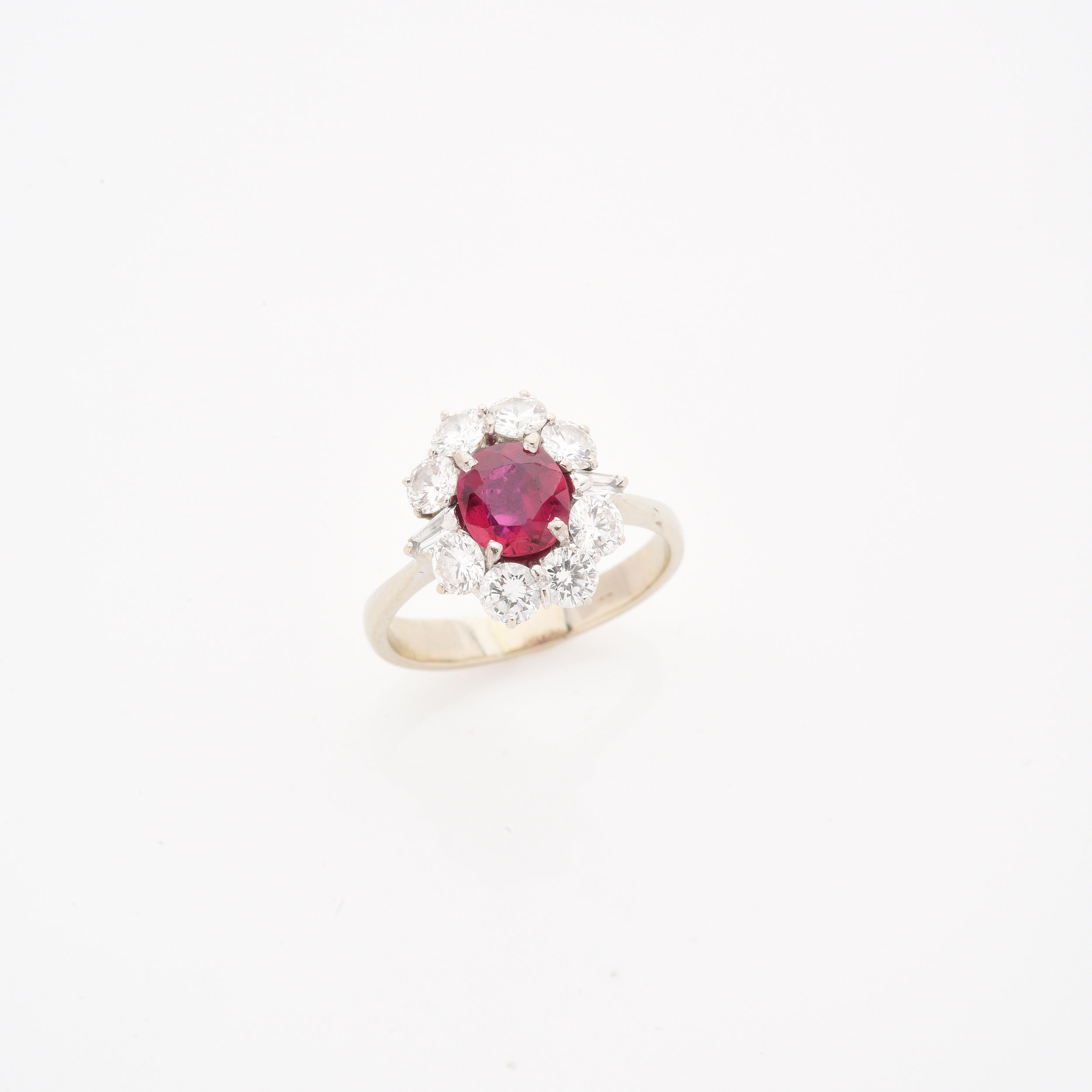 BAGUE BOMBEE:  | H&ocirc;tel Des Ventes de Monte-Carlo