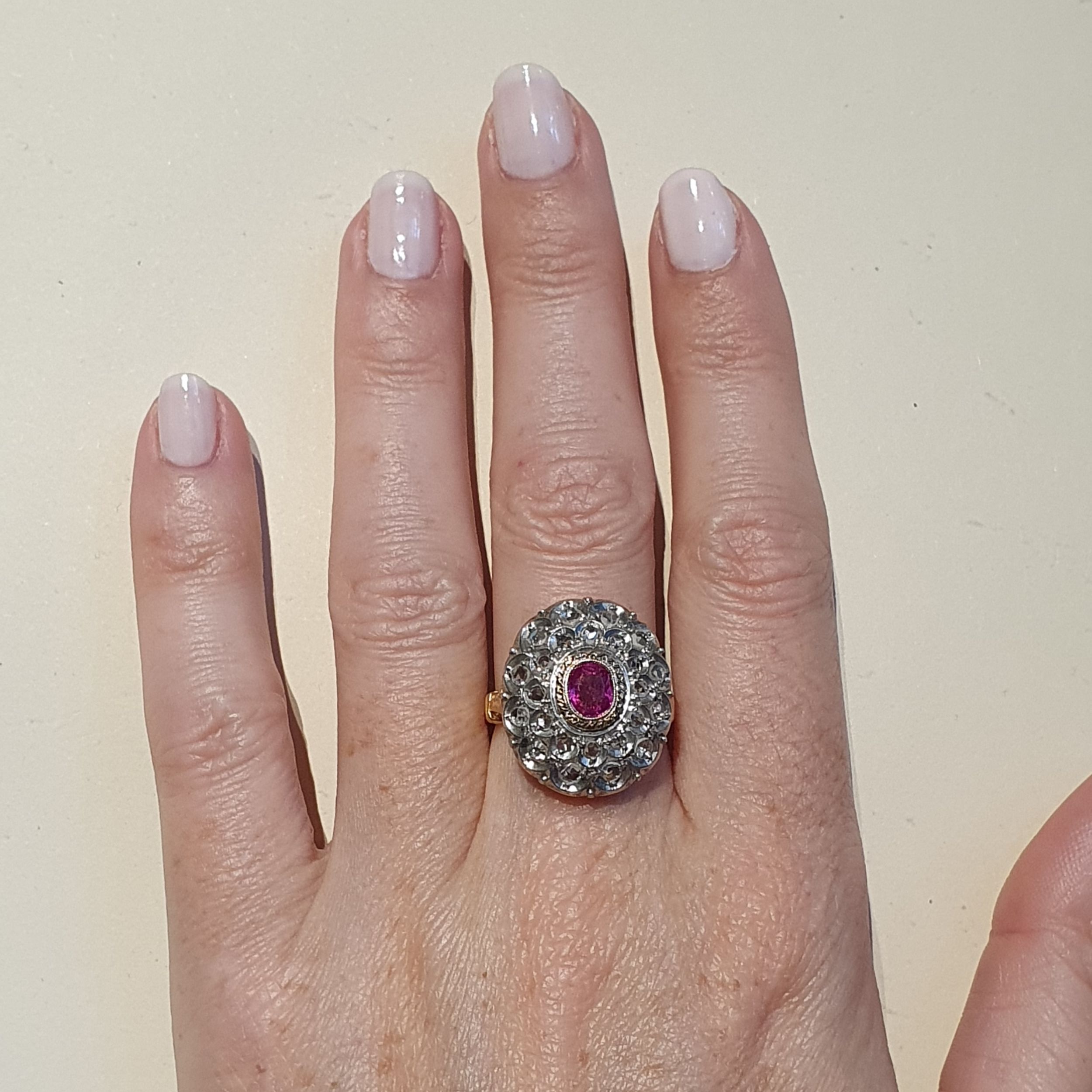 BAGUE MARGUERITE:  | H&ocirc;tel Des Ventes de Monte-Carlo