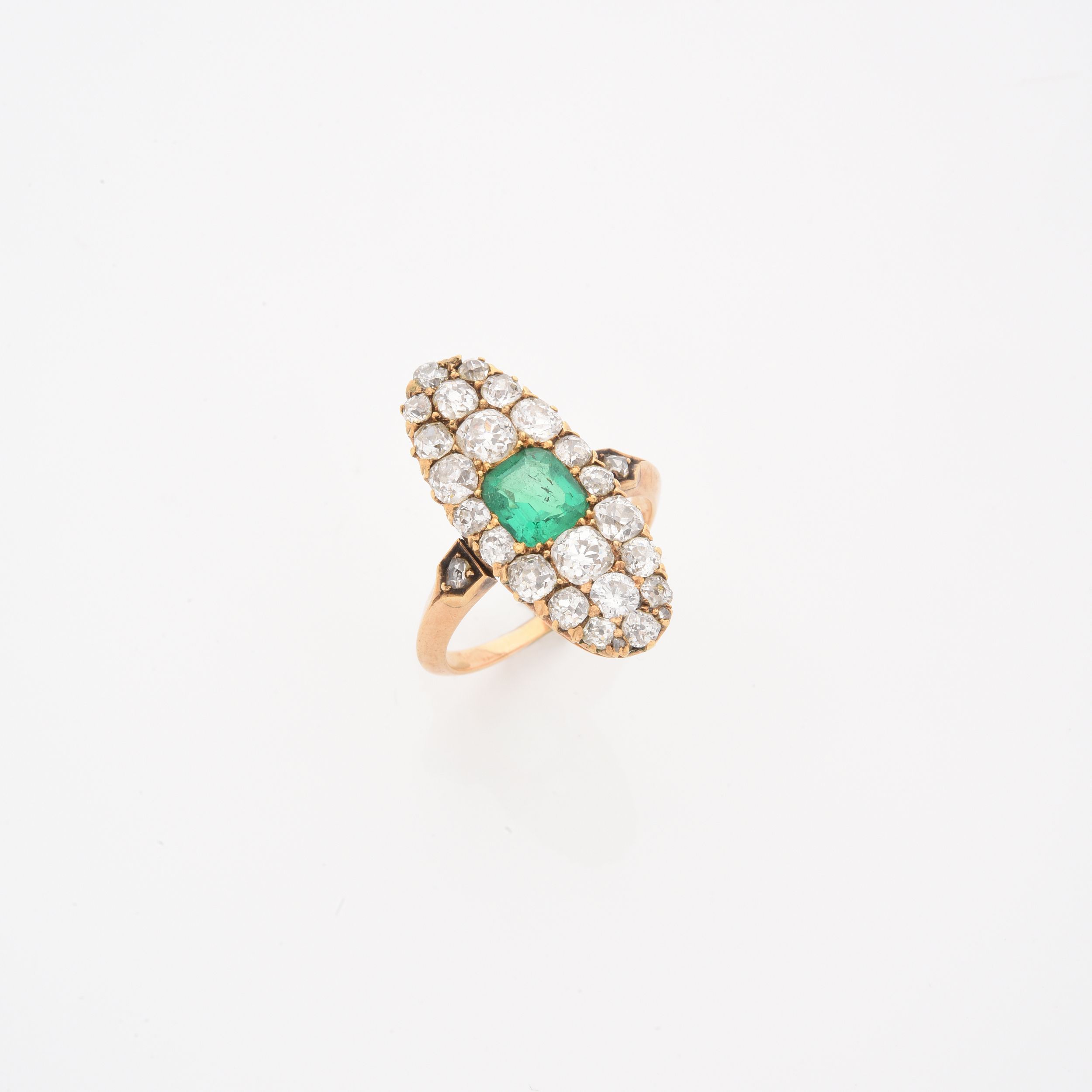 BAGUE MARQUISE