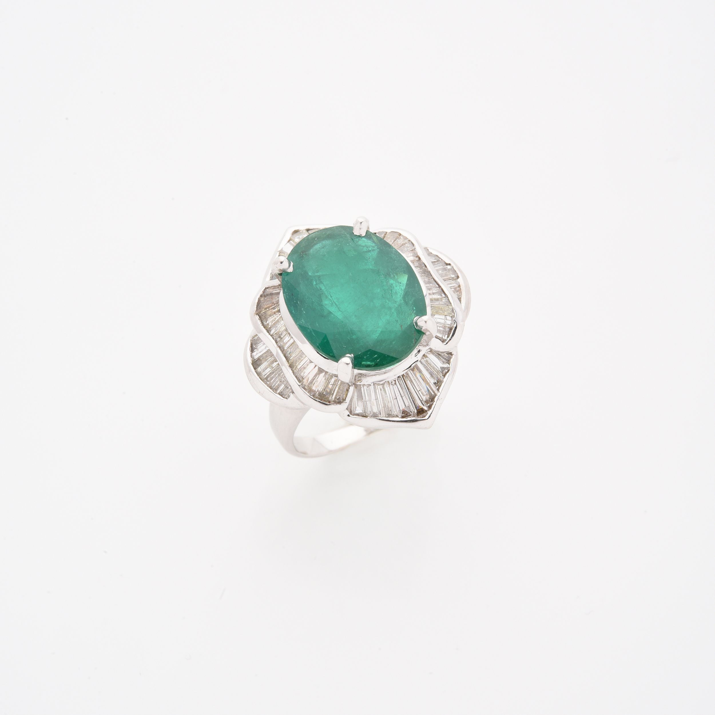 BAGUE BOMBEE:  | H&ocirc;tel Des Ventes de Monte-Carlo