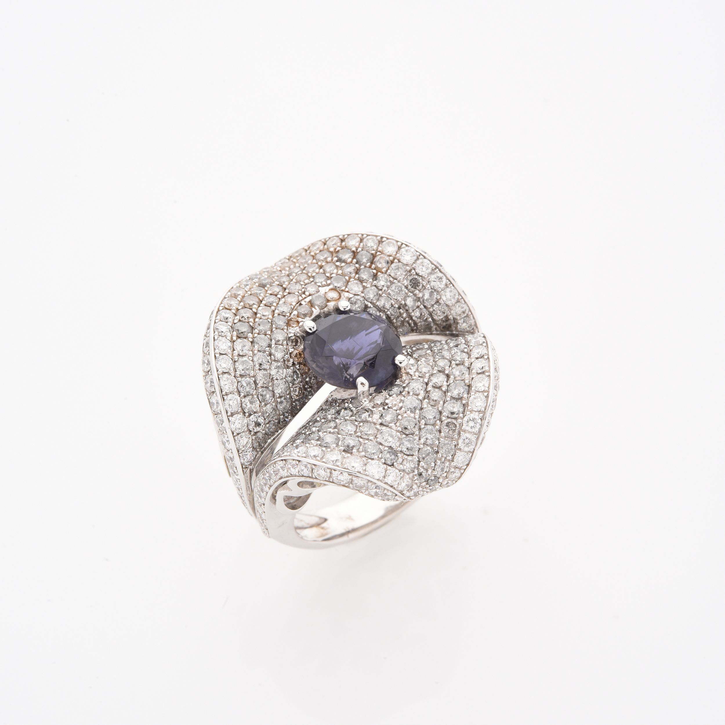 BAGUE COURONNE:  | H&ocirc;tel Des Ventes de Monte-Carlo