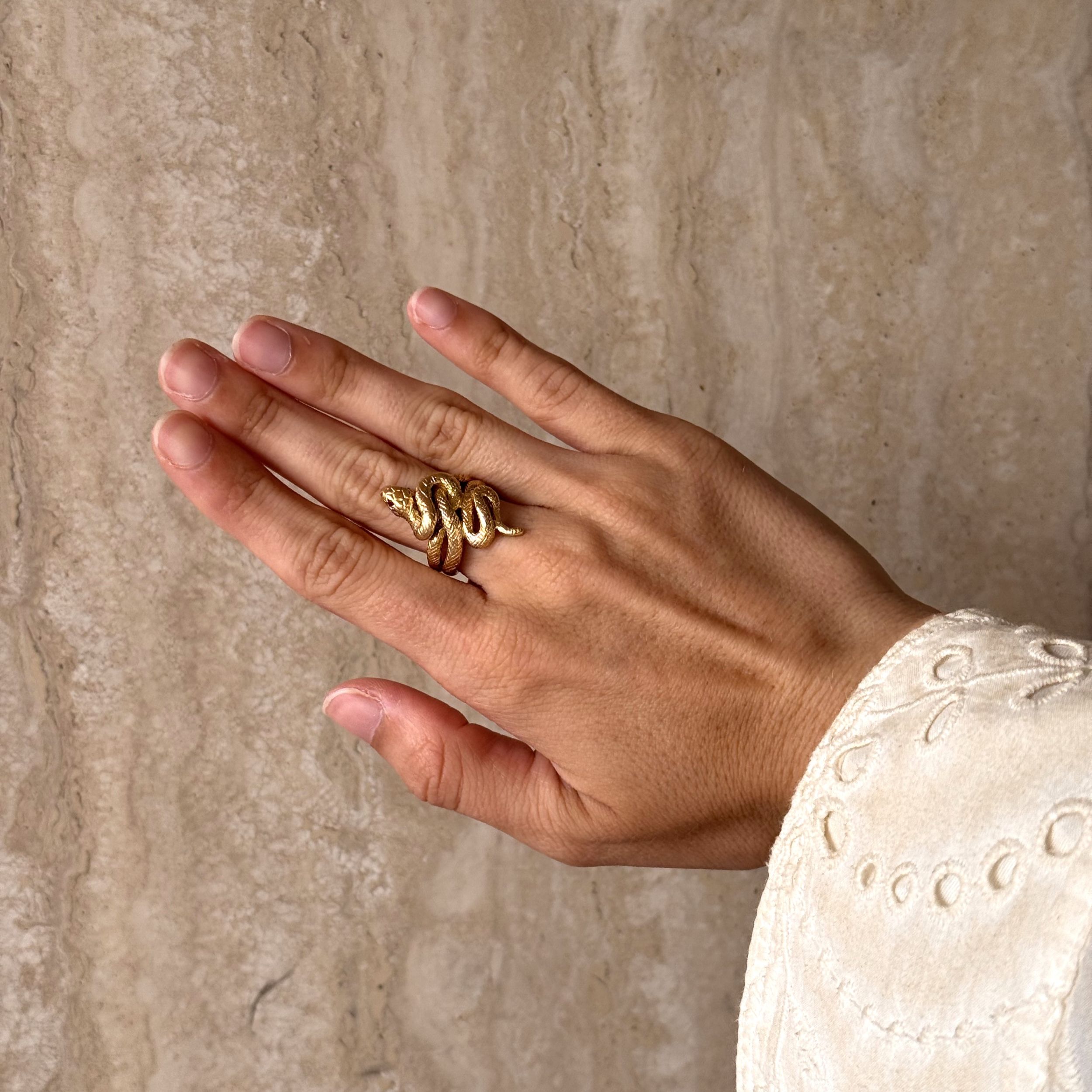 BAGUE 