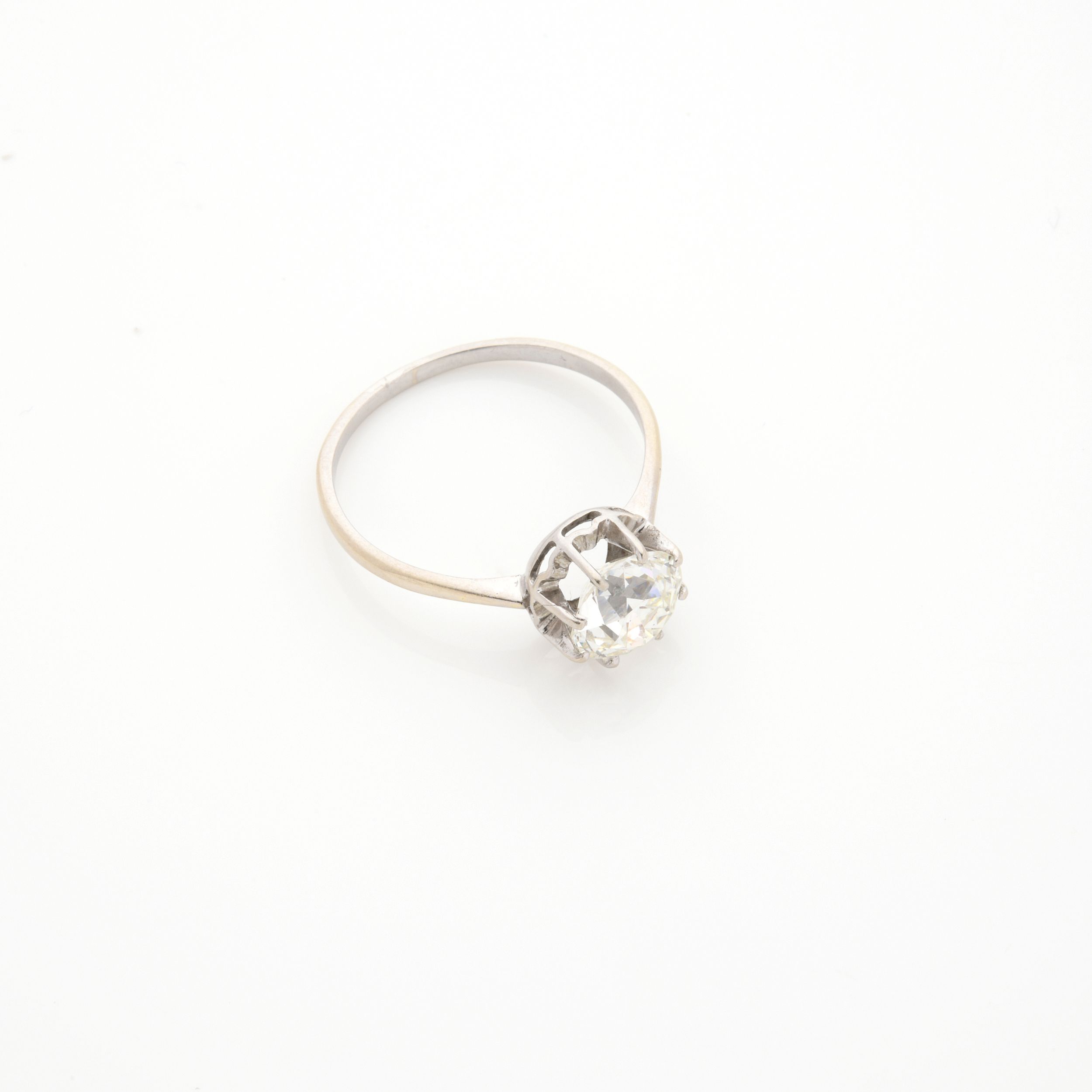 BAGUE SOLITAIRE :  | H&ocirc;tel Des Ventes de Monte-Carlo