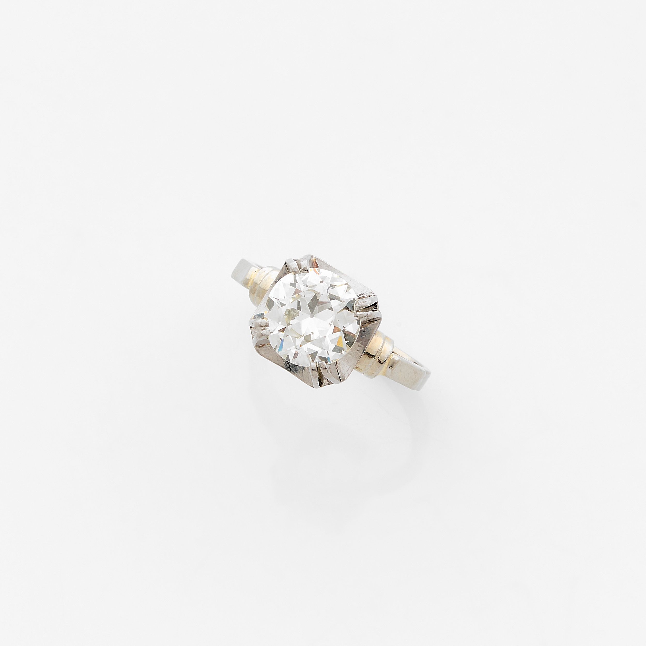 BAGUE BOMBEE:  | H&ocirc;tel Des Ventes de Monte-Carlo