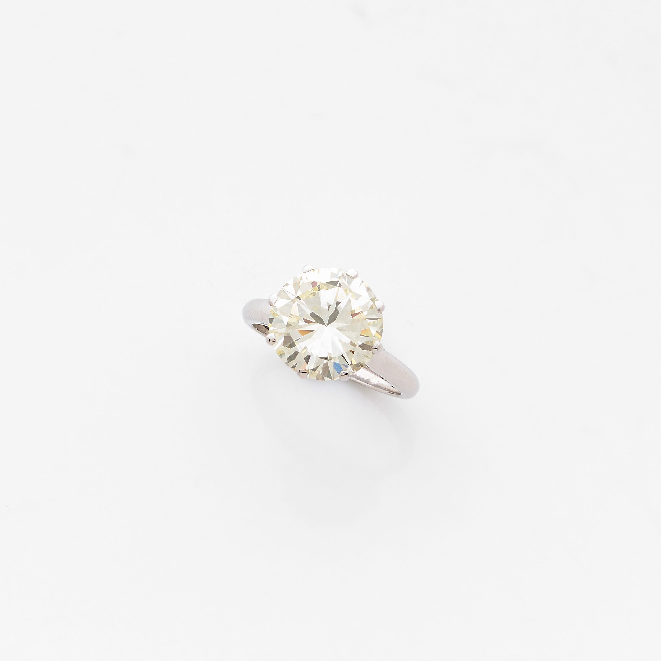 JOLIE BAGUE FLEUR :  | H&ocirc;tel Des Ventes de Monte-Carlo