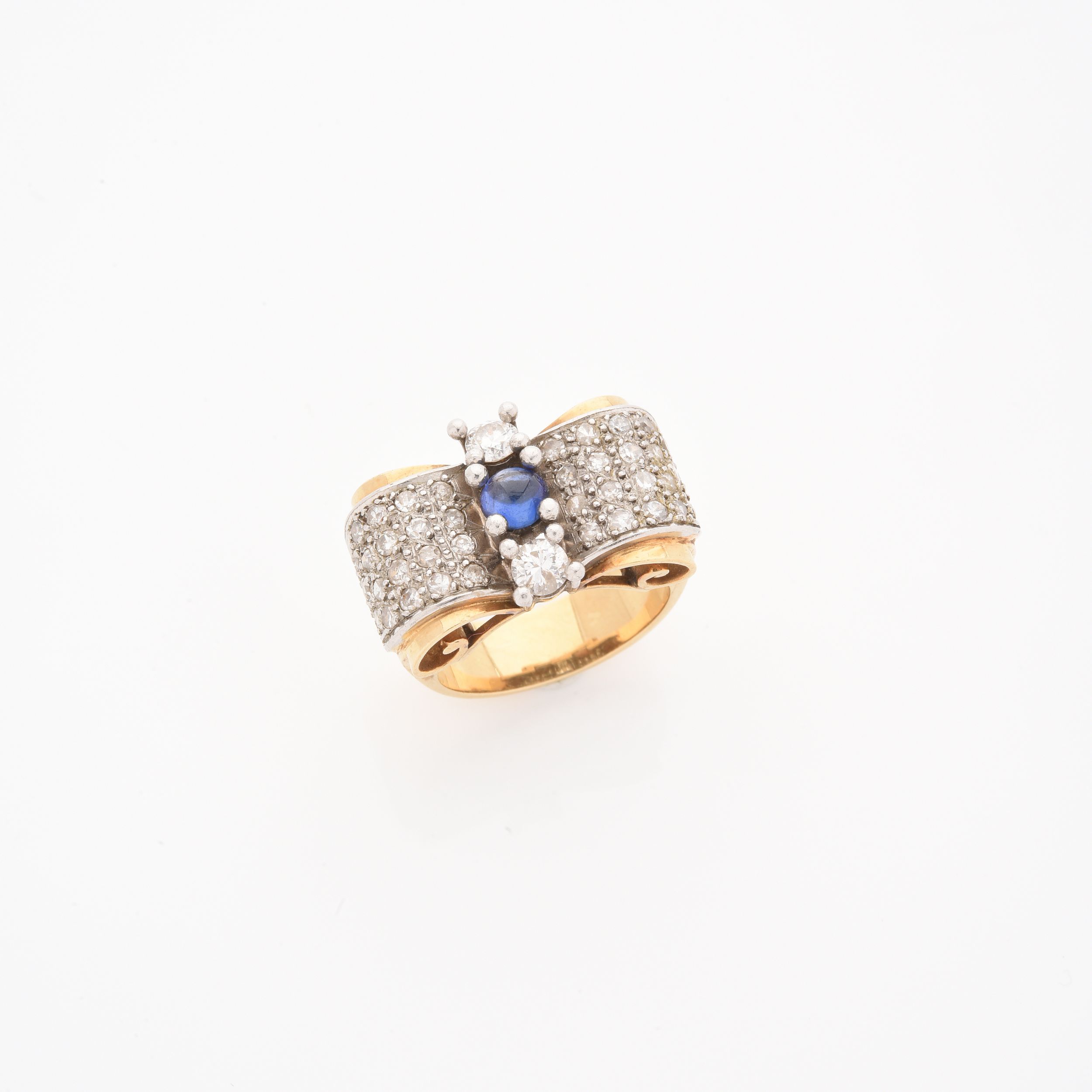 BAGUE BOMBEE:  | H&ocirc;tel Des Ventes de Monte-Carlo