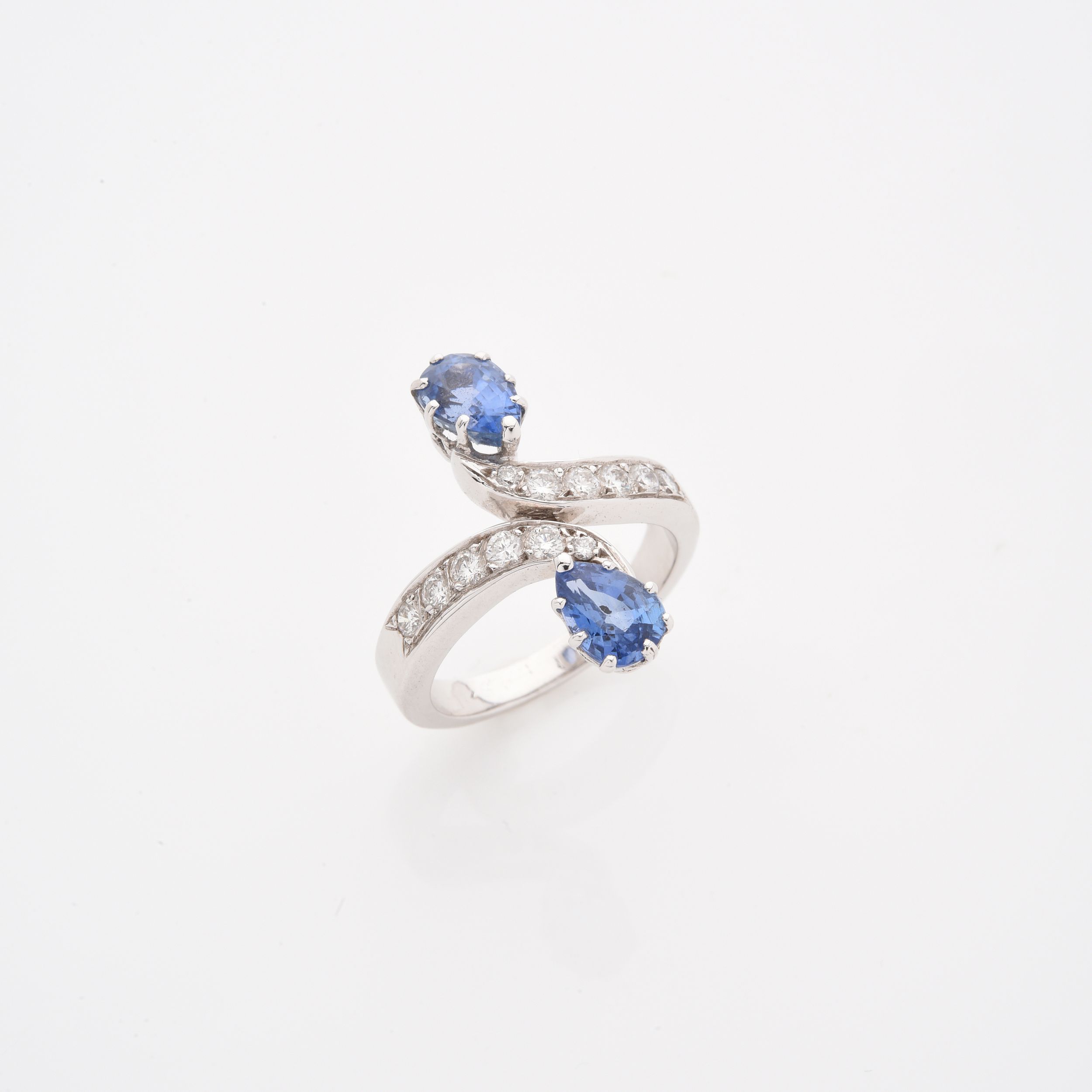 BAGUE BOMBEE:  | H&ocirc;tel Des Ventes de Monte-Carlo