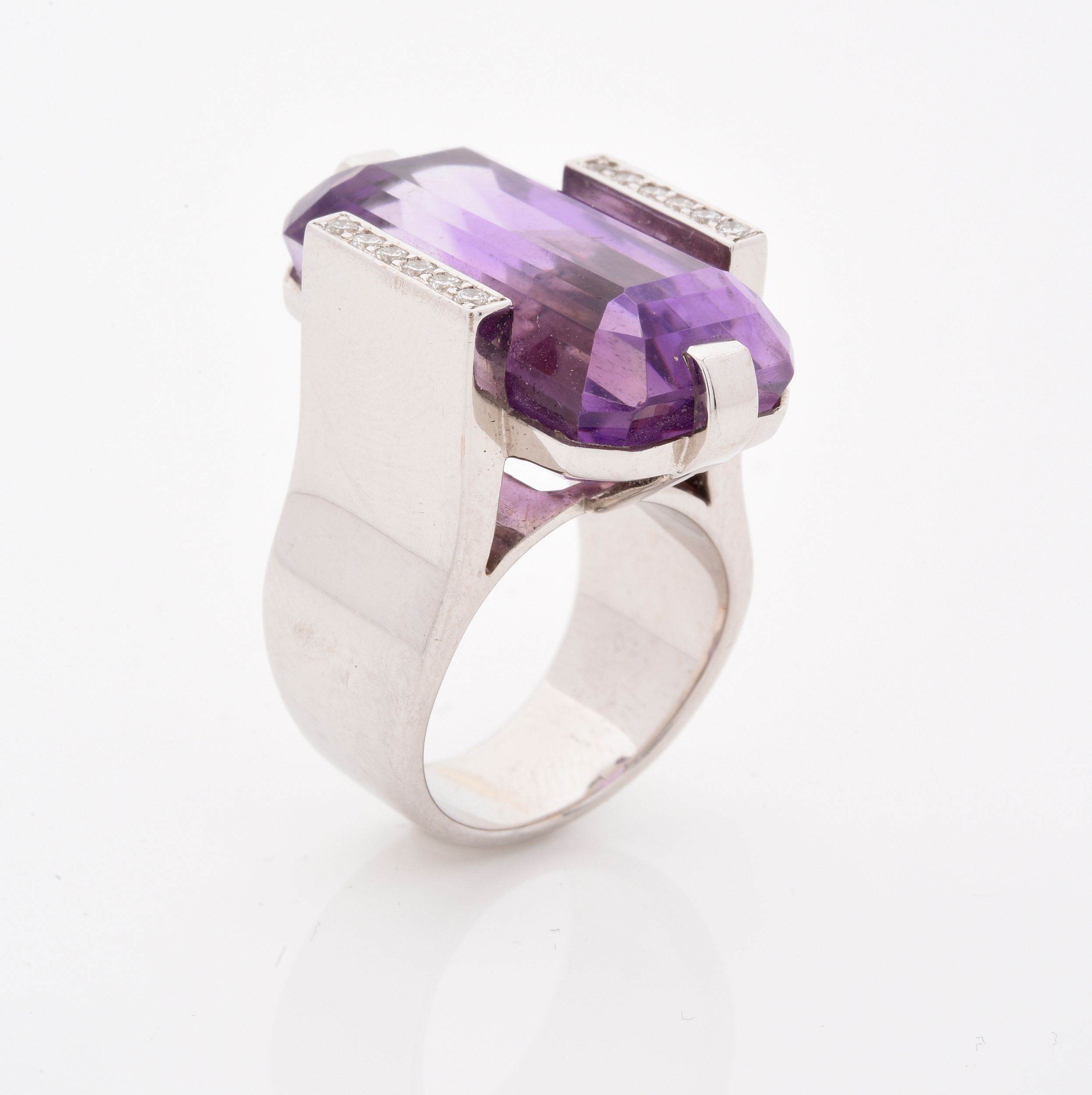 BAGUE :  | H&ocirc;tel Des Ventes de Monte-Carlo