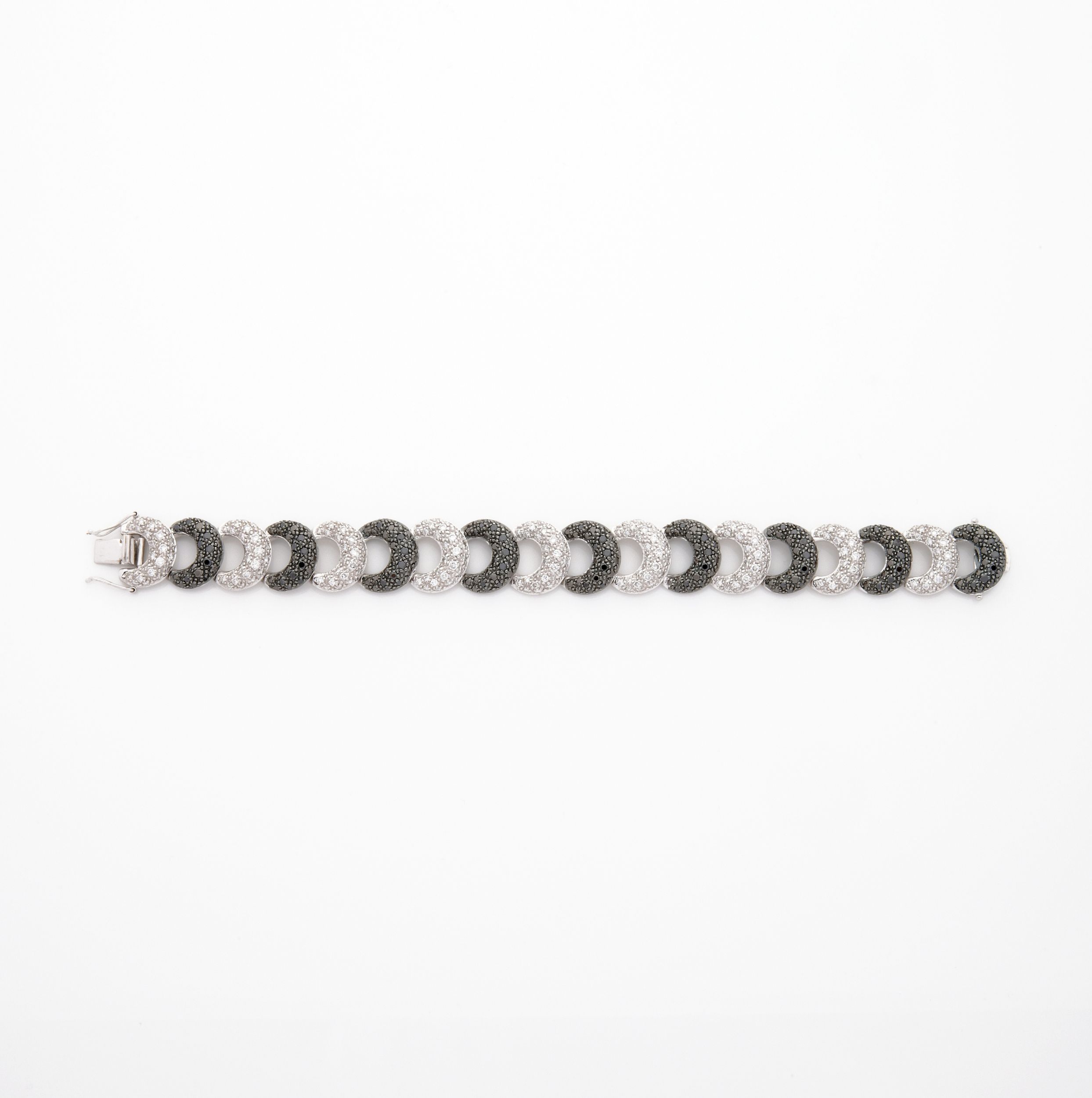 RAVISSANT COLLIER A TRANSFORMATION:  | H&ocirc;tel Des Ventes de Monte-Carlo