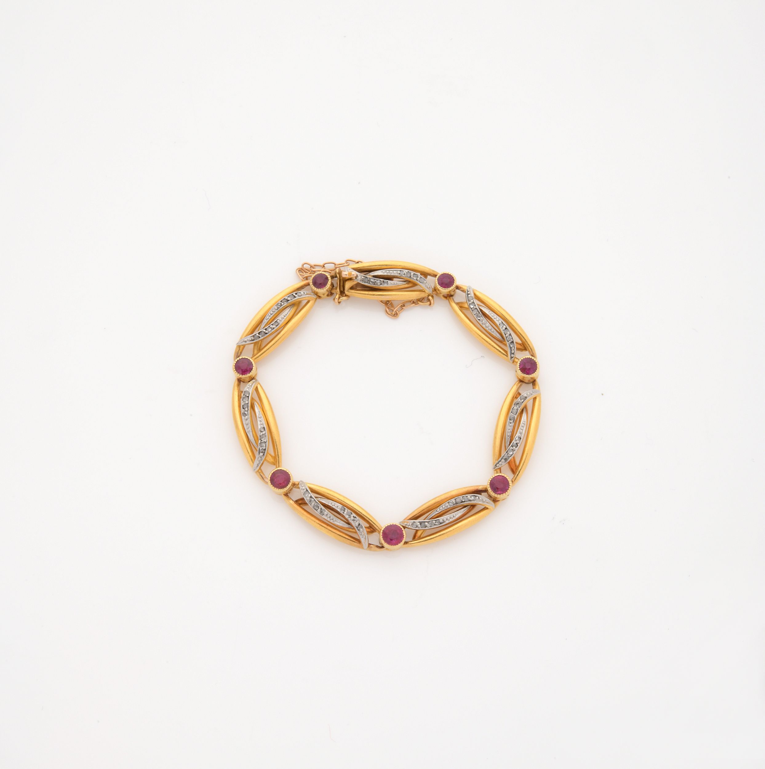 RAVISSANT COLLIER A TRANSFORMATION:  | H&ocirc;tel Des Ventes de Monte-Carlo