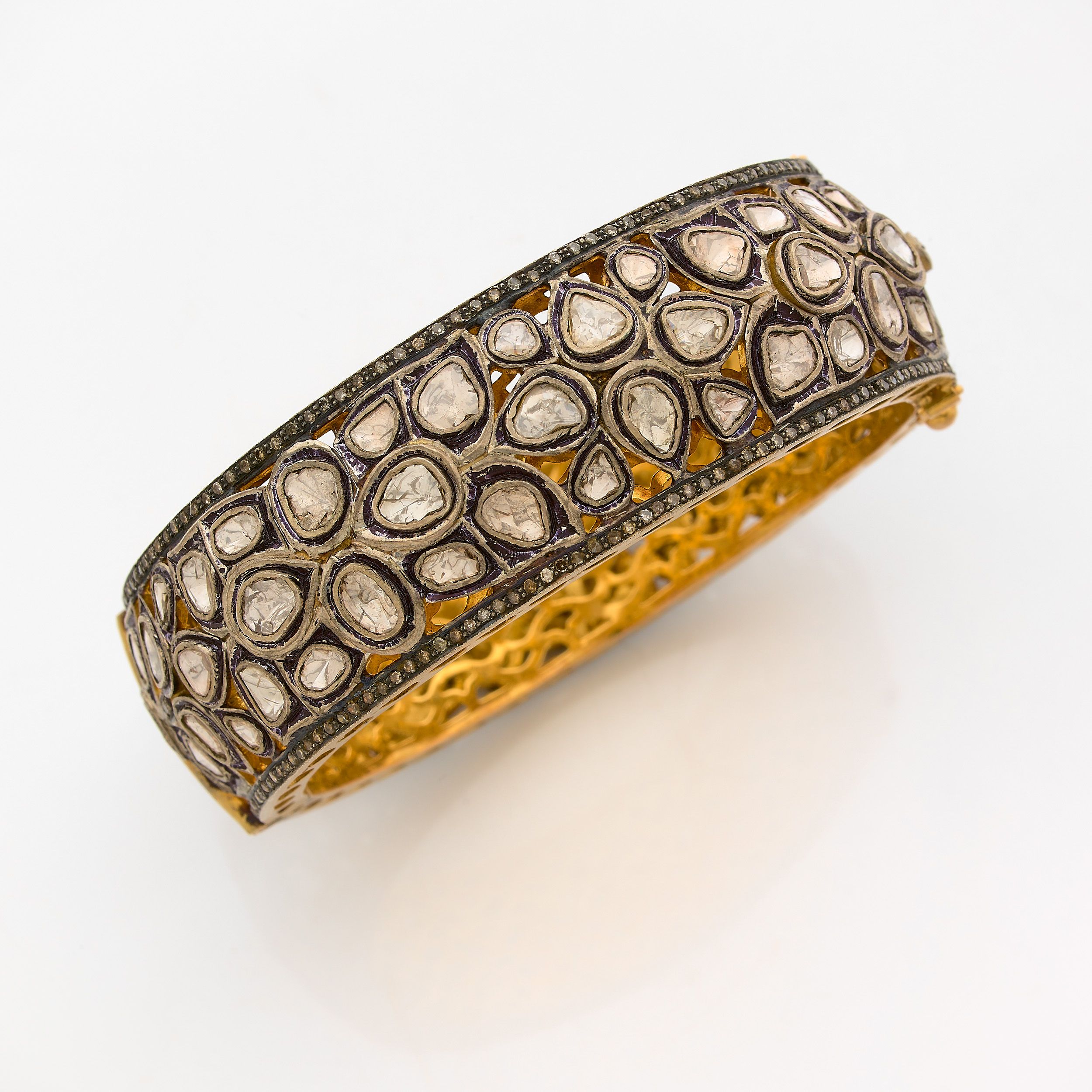 IMPORTANTE BAGUE CHEVALIERE:  | H&ocirc;tel Des Ventes de Monte-Carlo