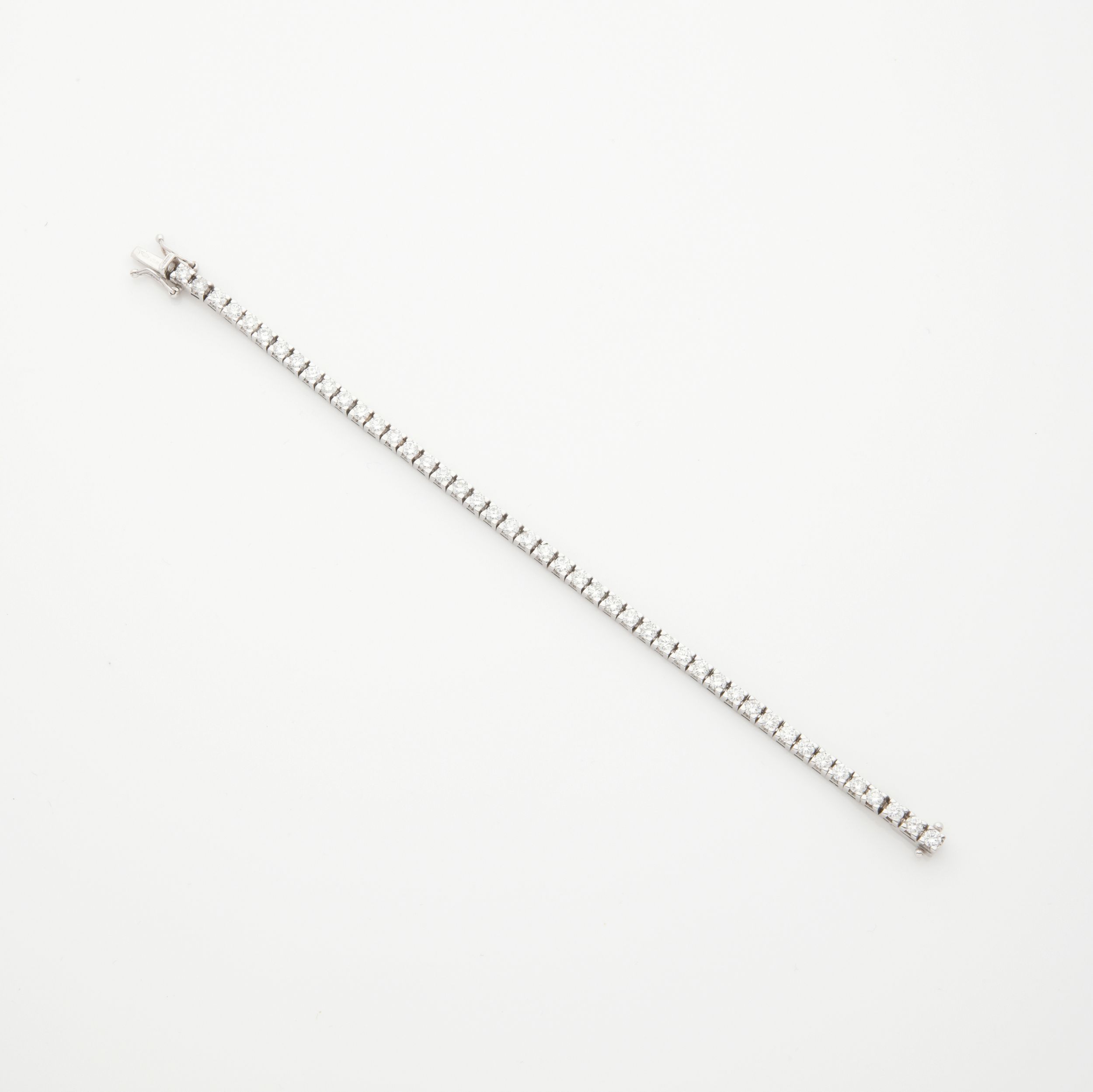 PENDENTIF :  | H&ocirc;tel Des Ventes de Monte-Carlo