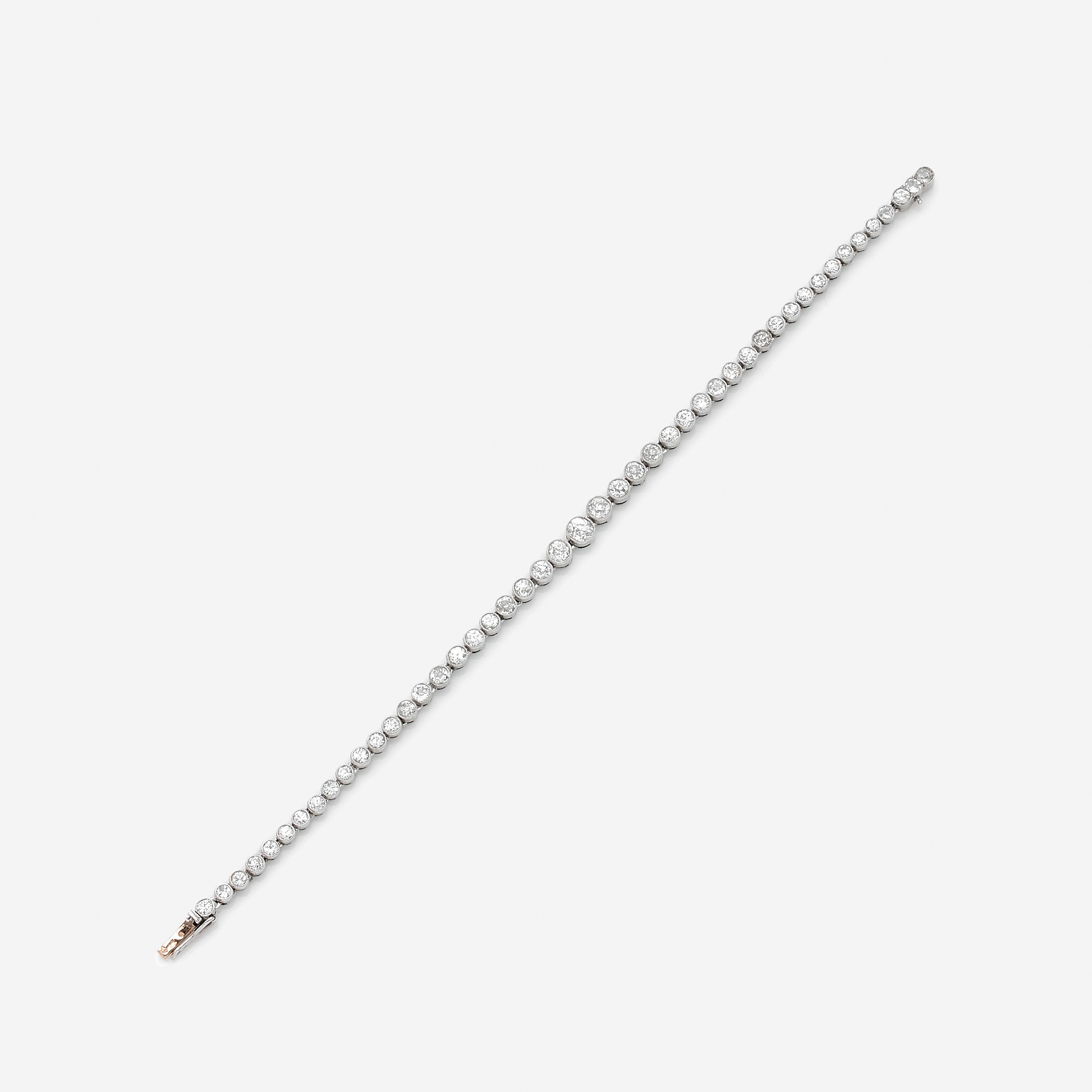 PENDENTIF MEDAILLE :  | H&ocirc;tel Des Ventes de Monte-Carlo