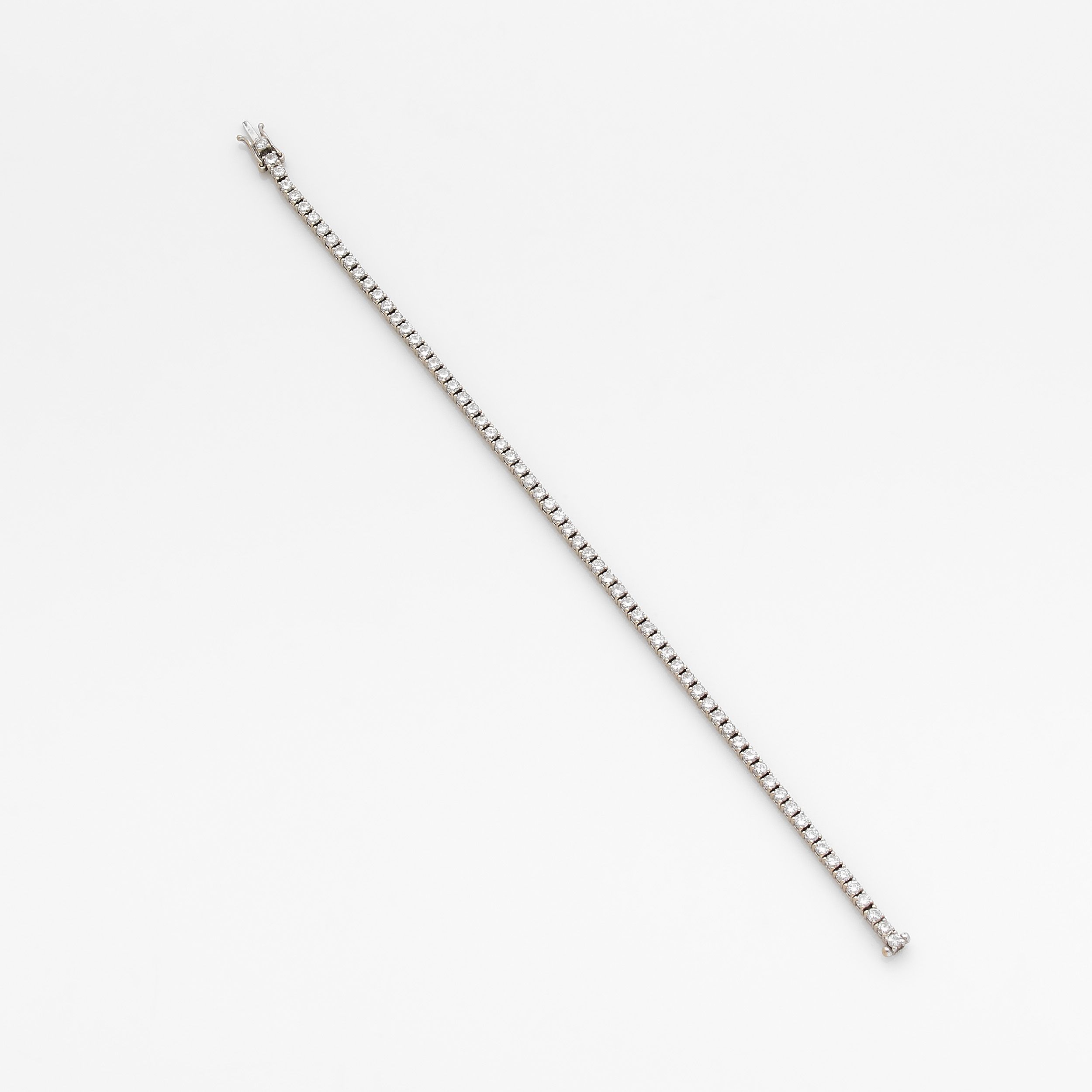 PENDENTIF MEDAILLE :  | H&ocirc;tel Des Ventes de Monte-Carlo