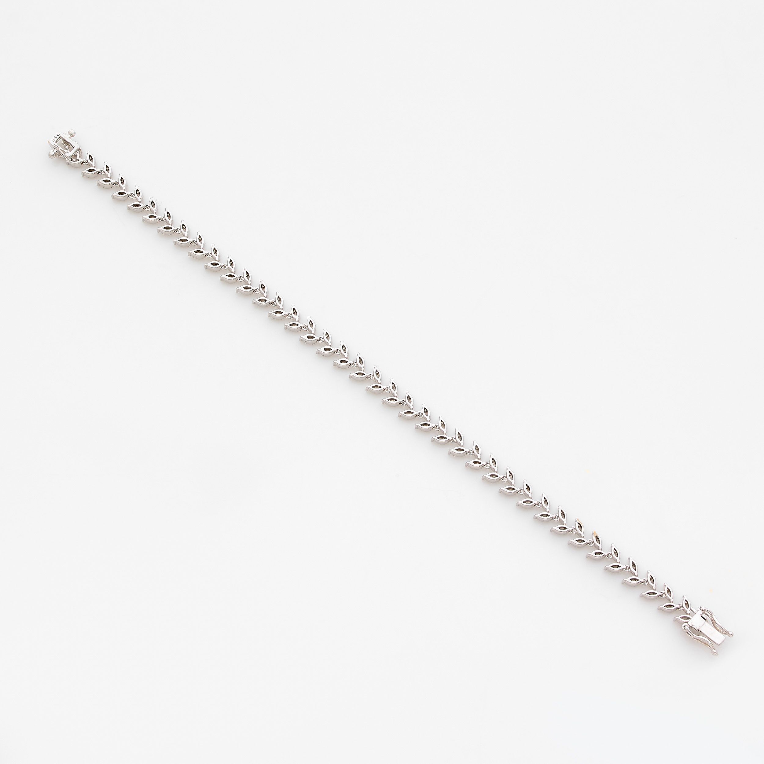 BRACELET LIGNE SOUPLE:  | H&ocirc;tel Des Ventes de Monte-Carlo
