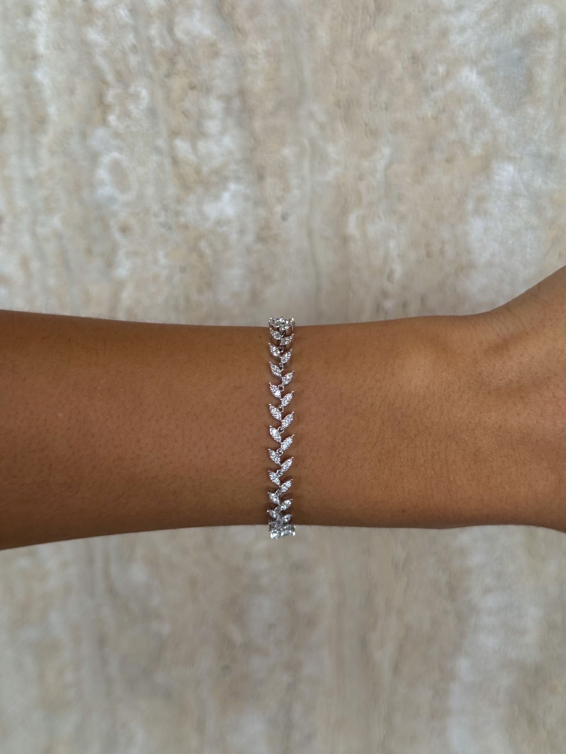 BRACELET LIGNE SOUPLE:  | H&ocirc;tel Des Ventes de Monte-Carlo