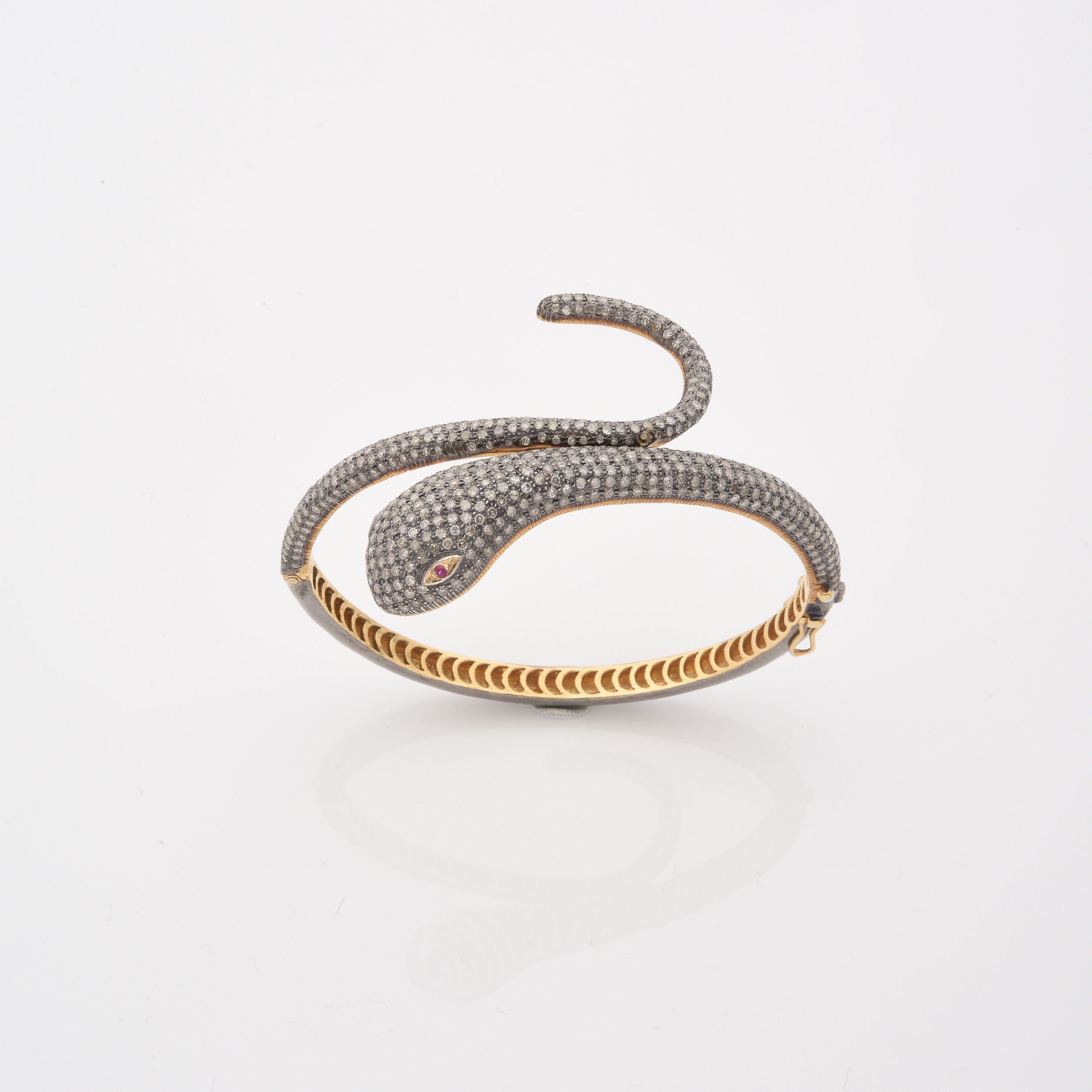 BAGUE :  | H&ocirc;tel Des Ventes de Monte-Carlo