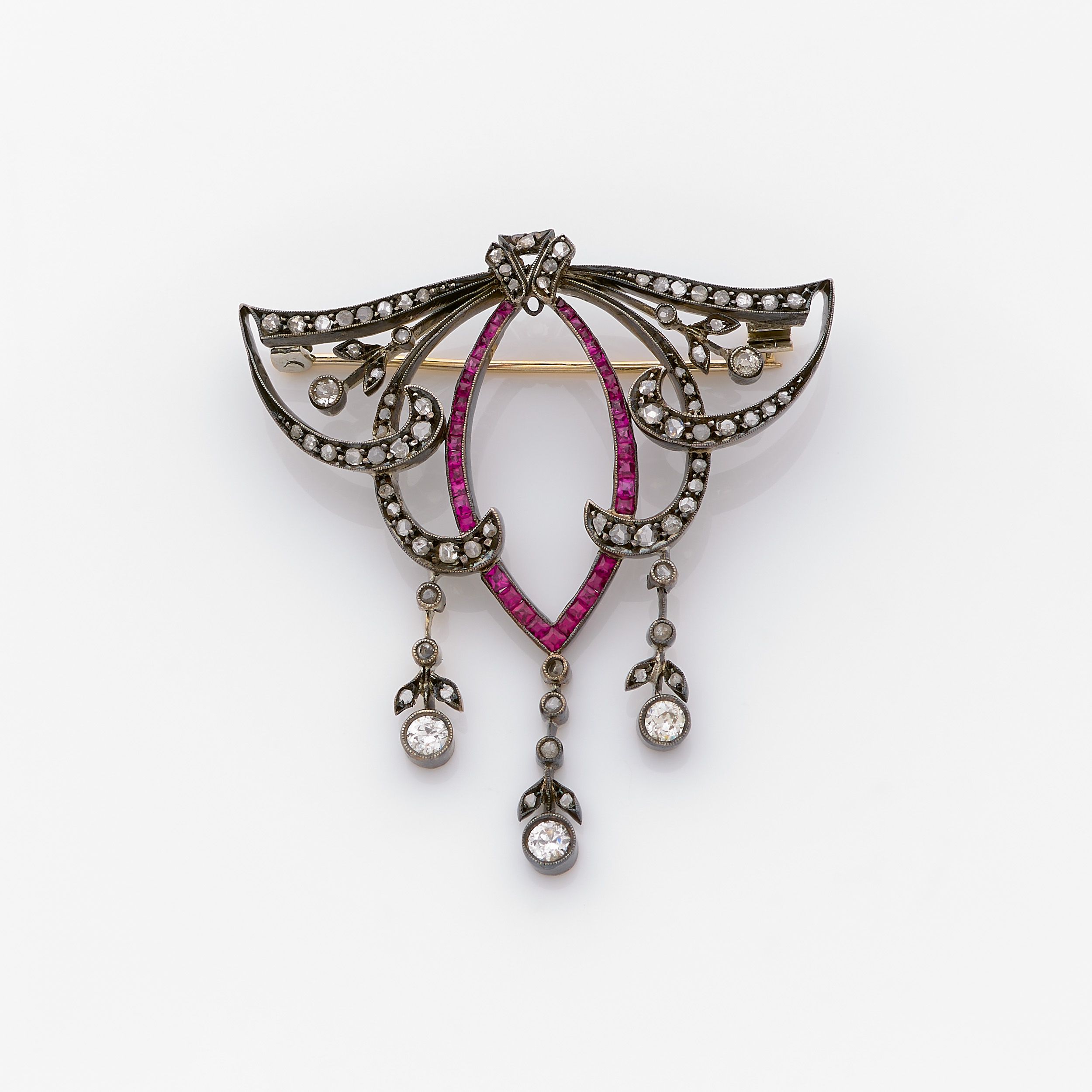 BIJOUX DE MISTINGUETT:  | H&ocirc;tel Des Ventes de Monte-Carlo
