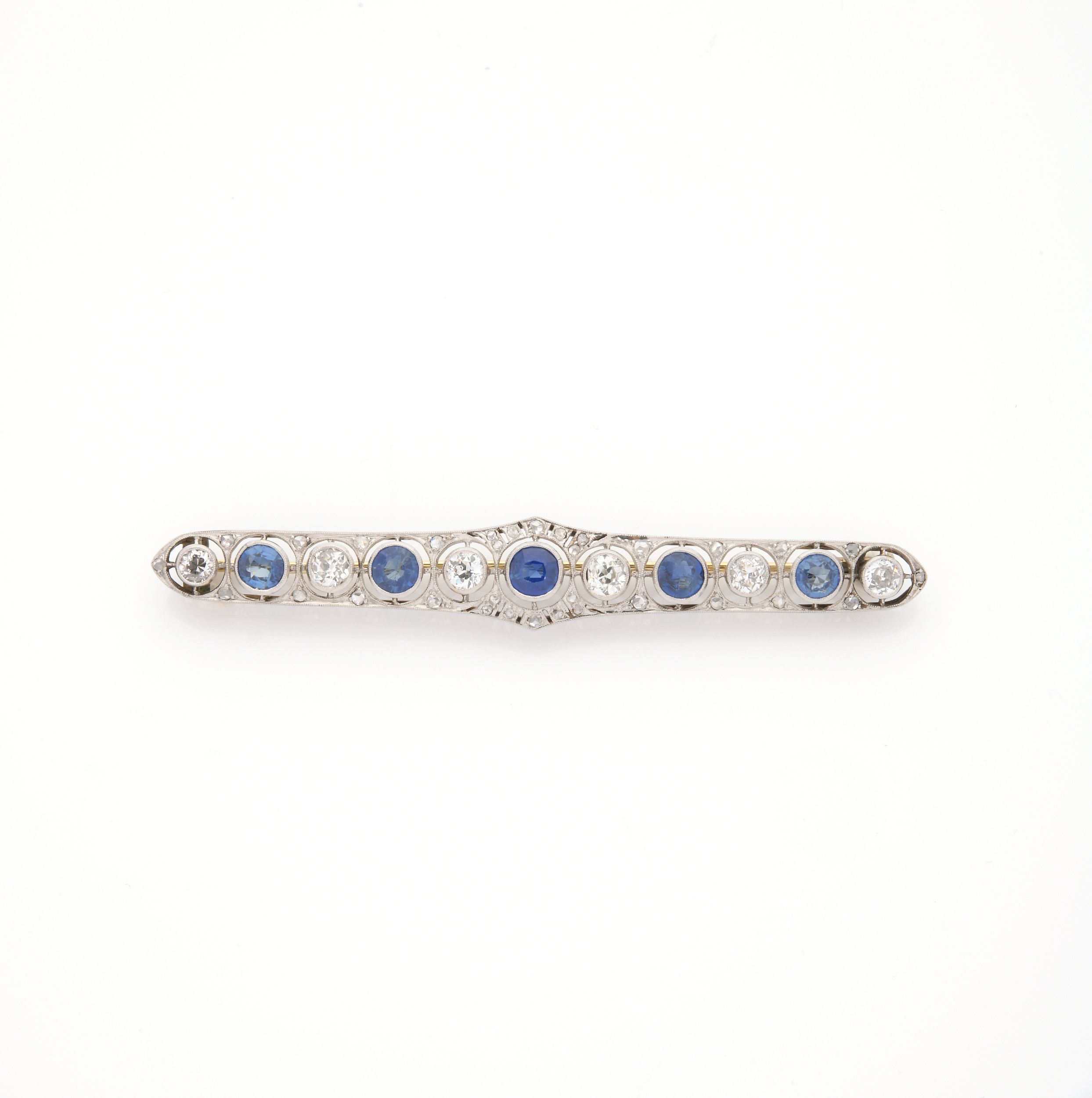 RAVISSANT COLLIER A TRANSFORMATION:  | H&ocirc;tel Des Ventes de Monte-Carlo