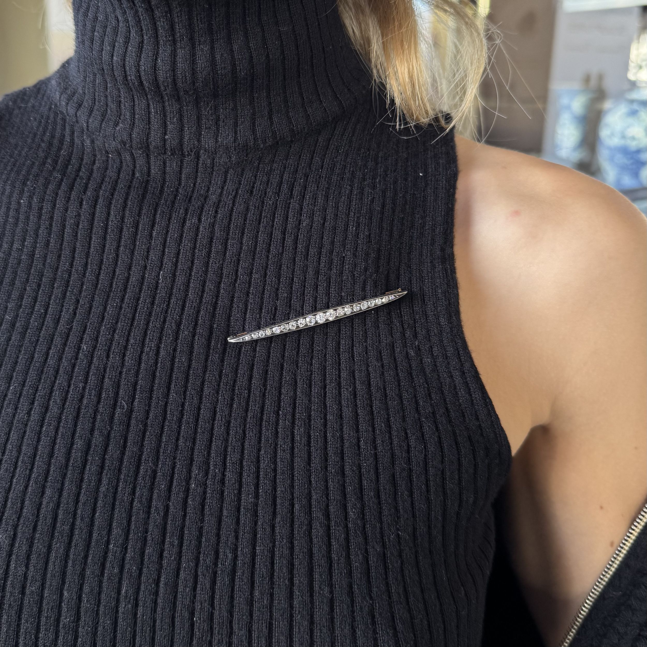 BROCHE BARRETTE:  | H&ocirc;tel Des Ventes de Monte-Carlo