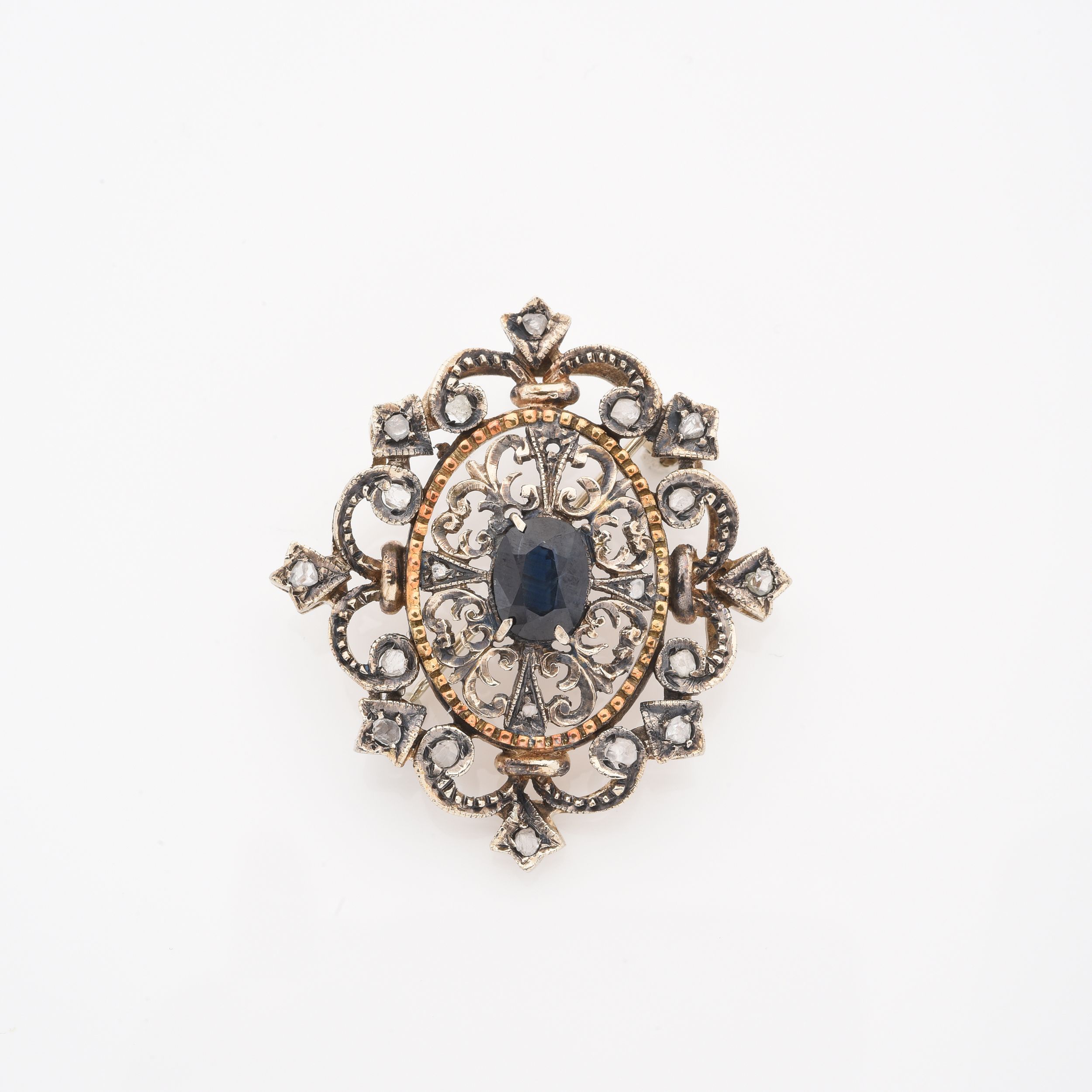 BROCHE "FERRONERIE"