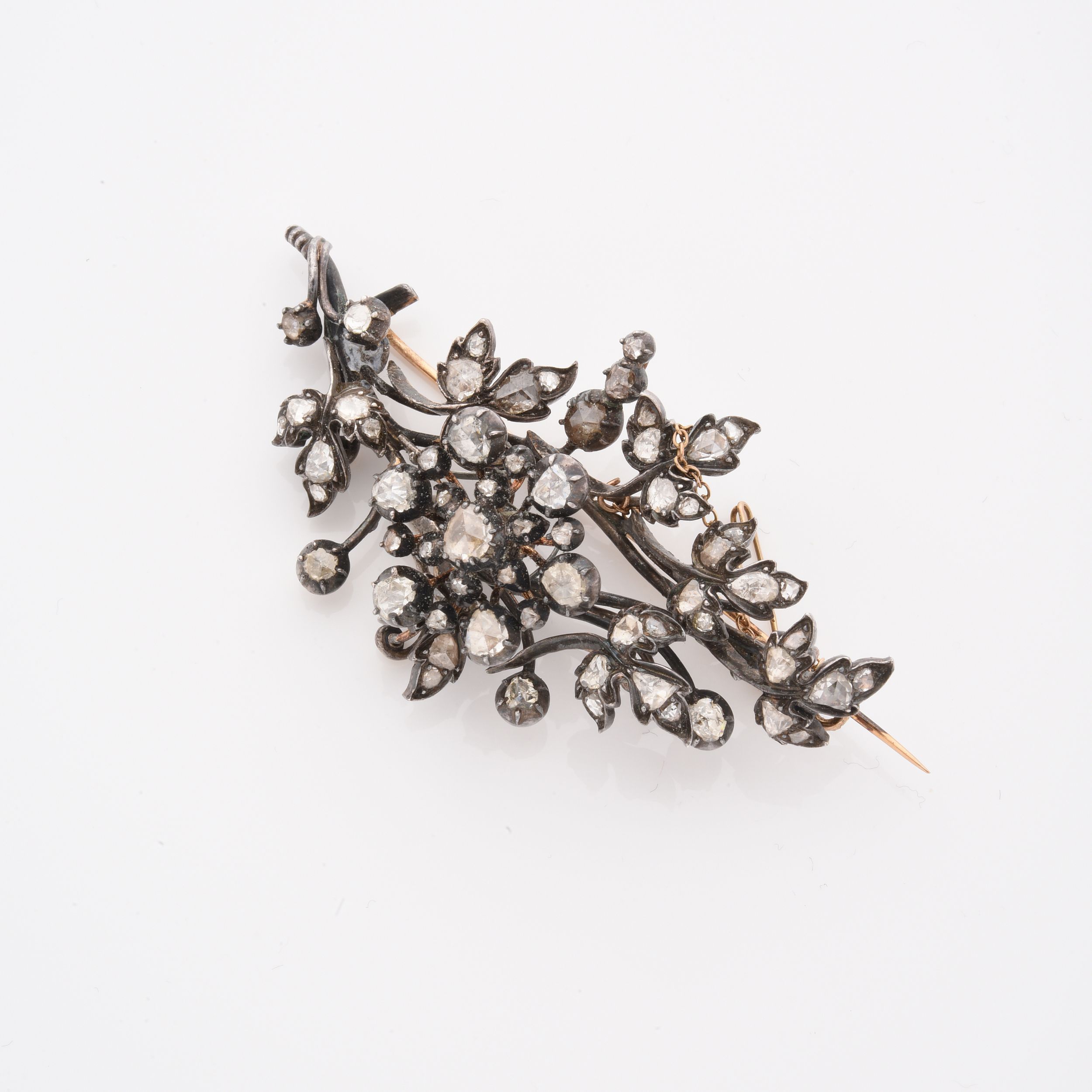 BROCHE TREMBLEUSE 
