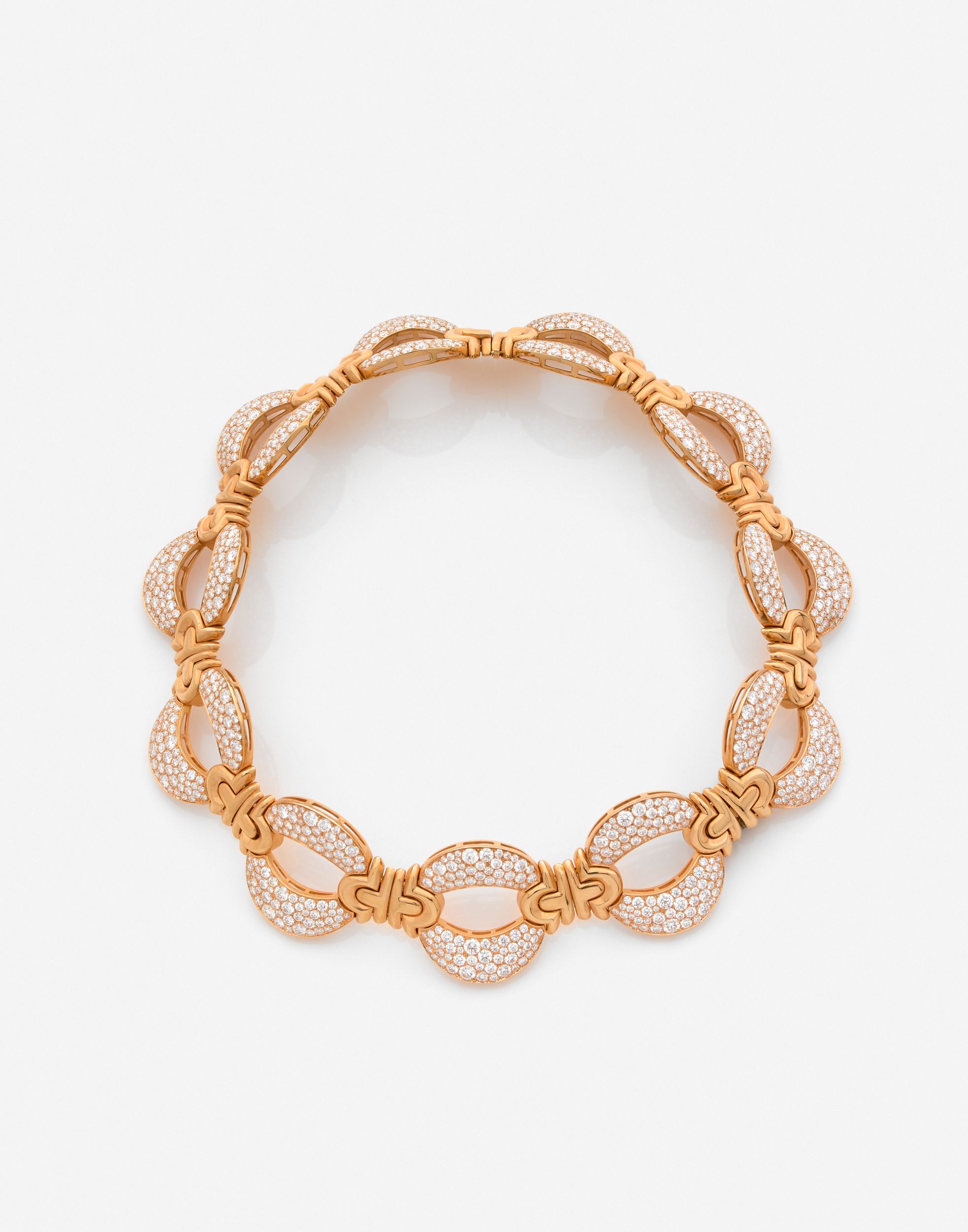 JOLIE BAGUE FLEUR :  | H&ocirc;tel Des Ventes de Monte-Carlo