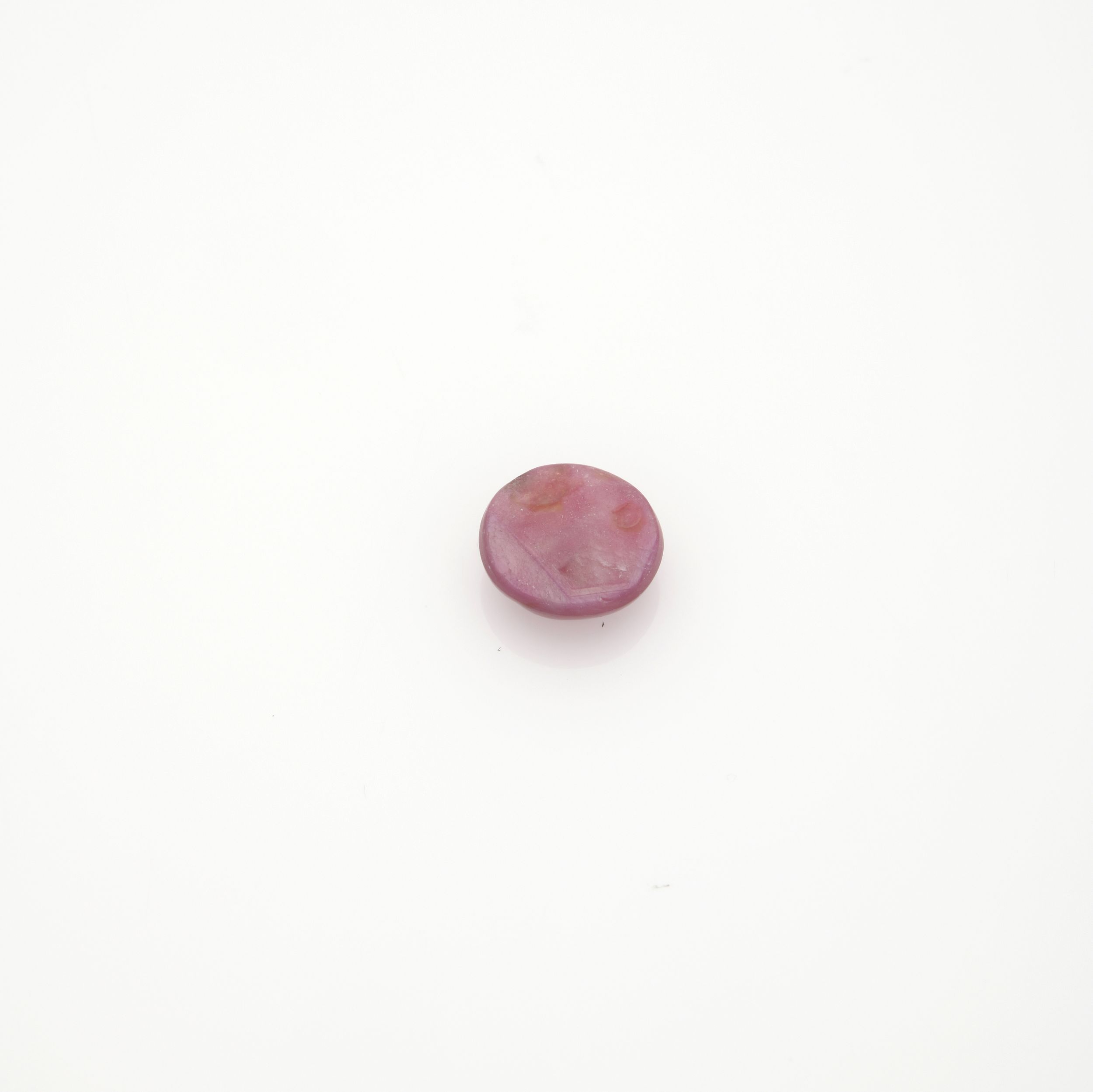 CABOCHON DE RUBIS ETOILE SUR PAPIER:  | H&ocirc;tel Des Ventes de Monte-Carlo
