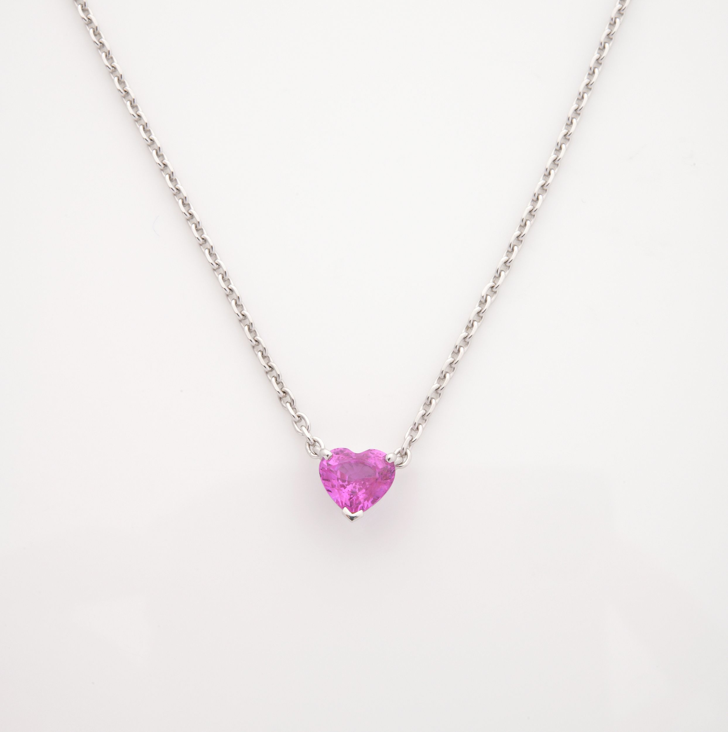 RAVISSANT COLLIER A TRANSFORMATION:  | H&ocirc;tel Des Ventes de Monte-Carlo