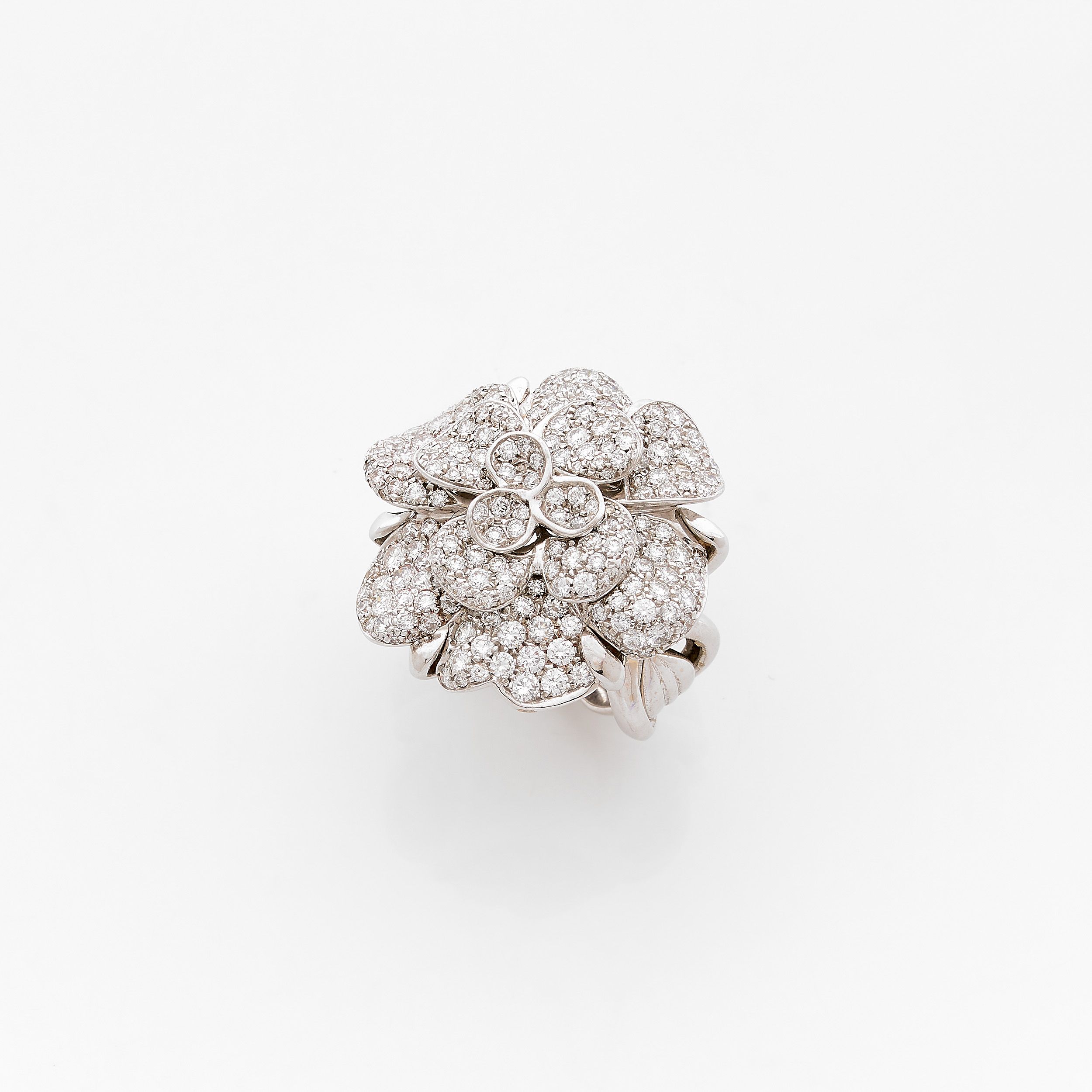 JOLIE BAGUE FLEUR :  | H&ocirc;tel Des Ventes de Monte-Carlo