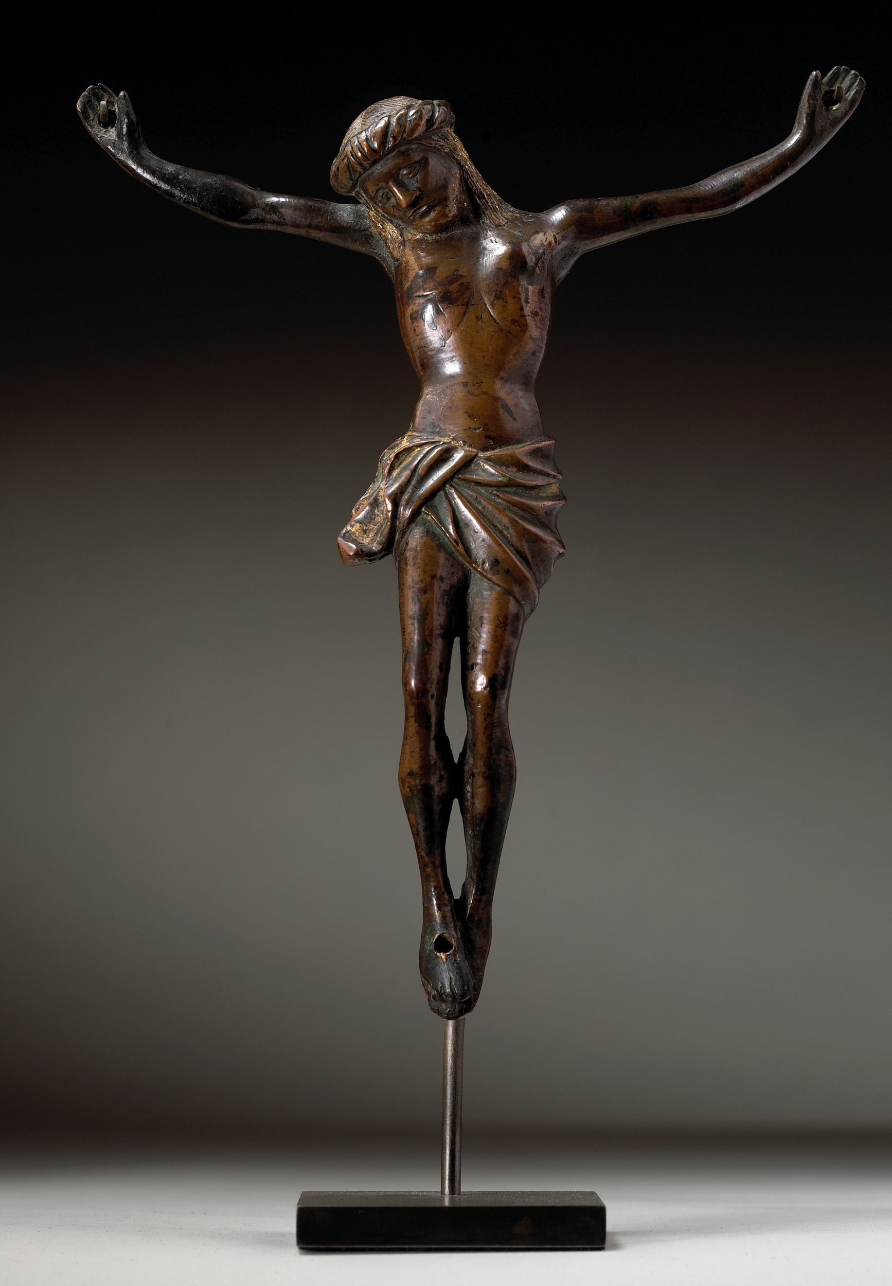 CHRIST EN CROIX