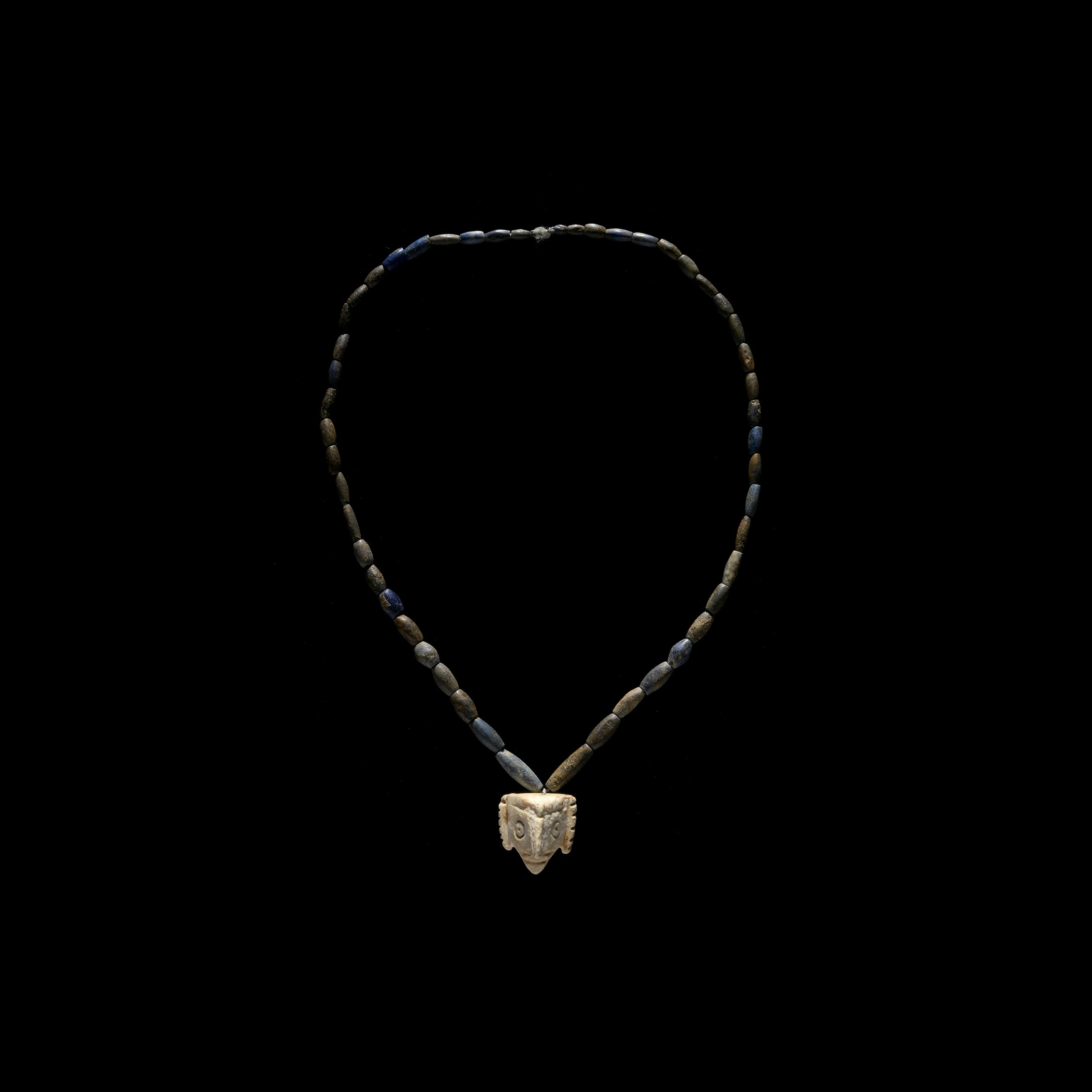 COLLIER