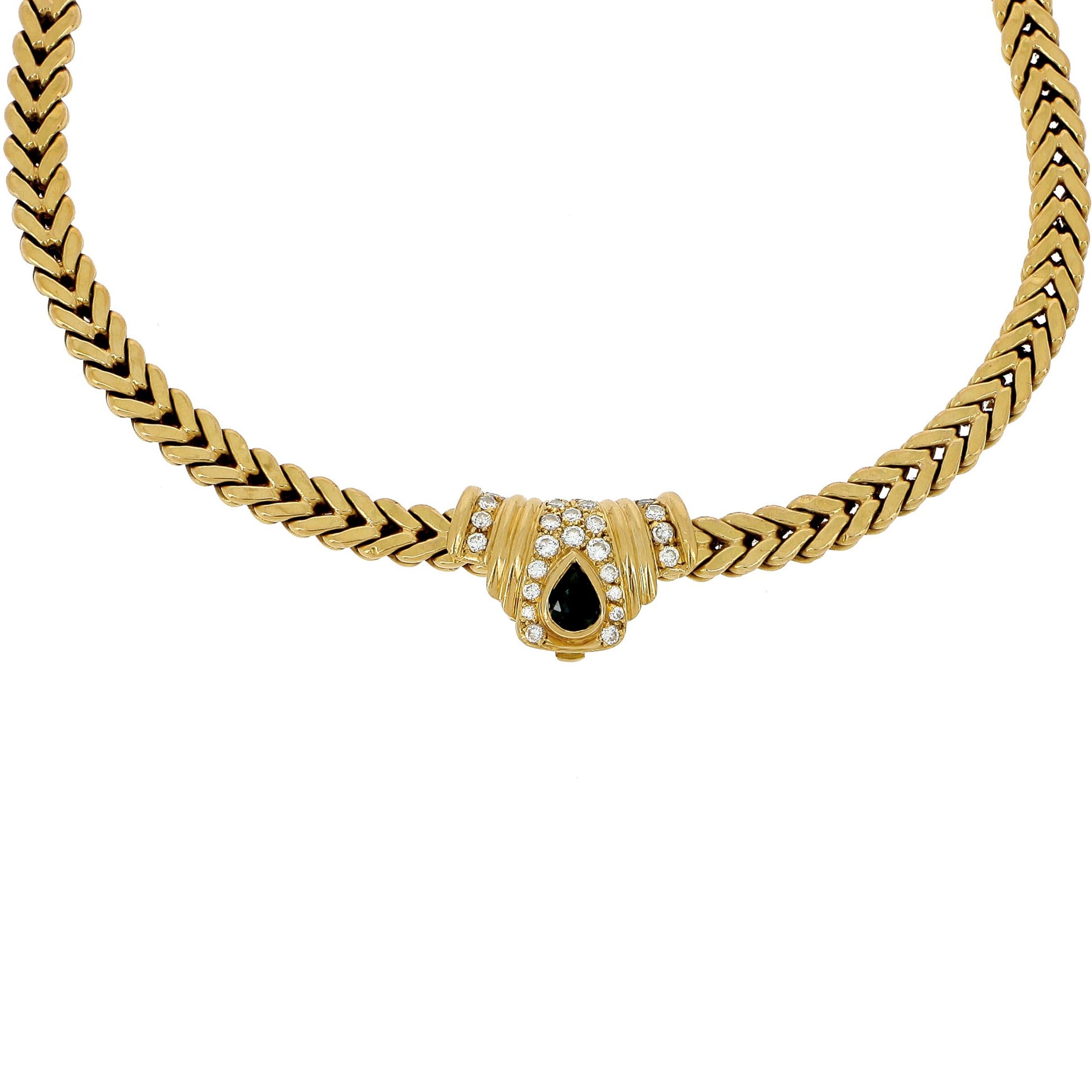 COLLIER 