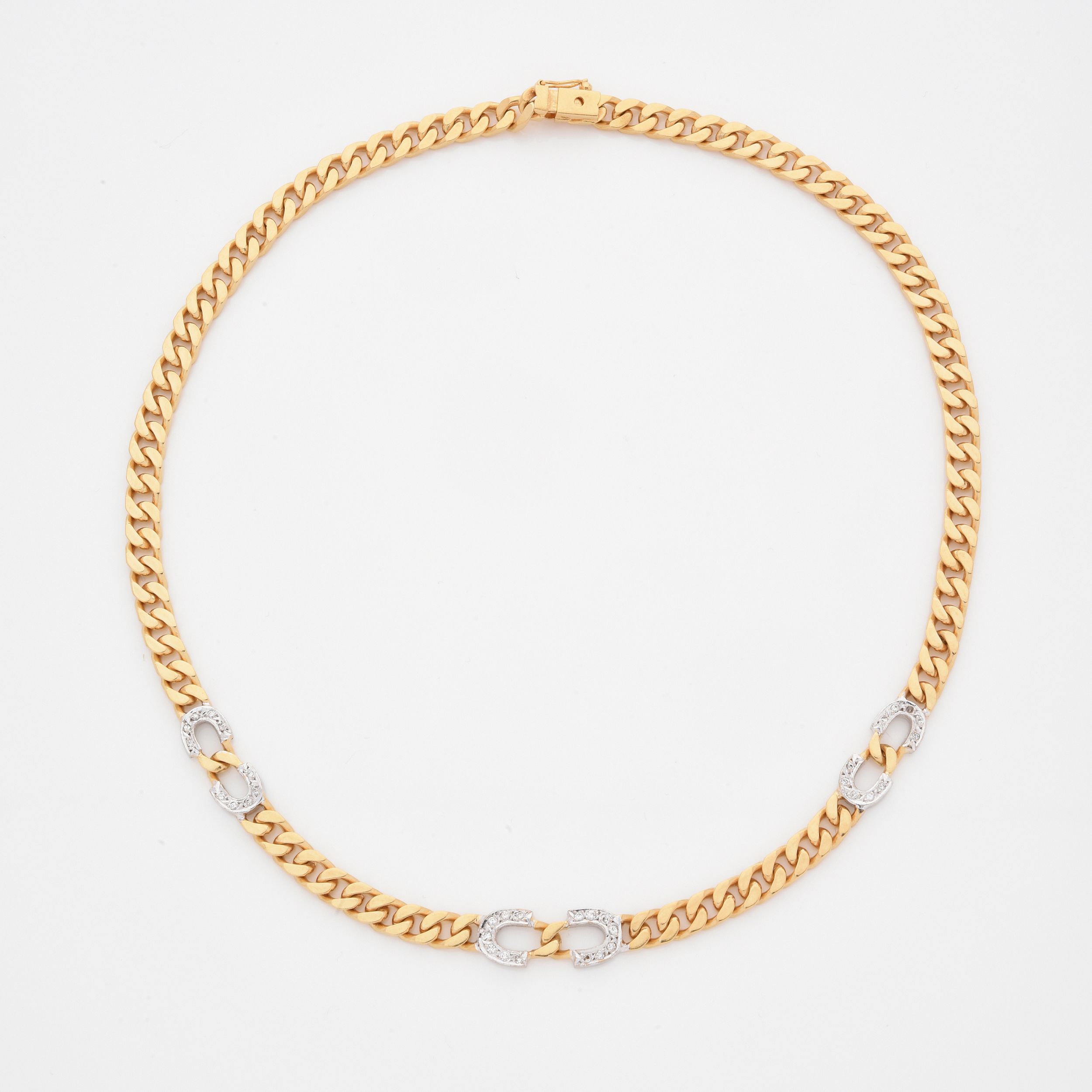 COLLIER