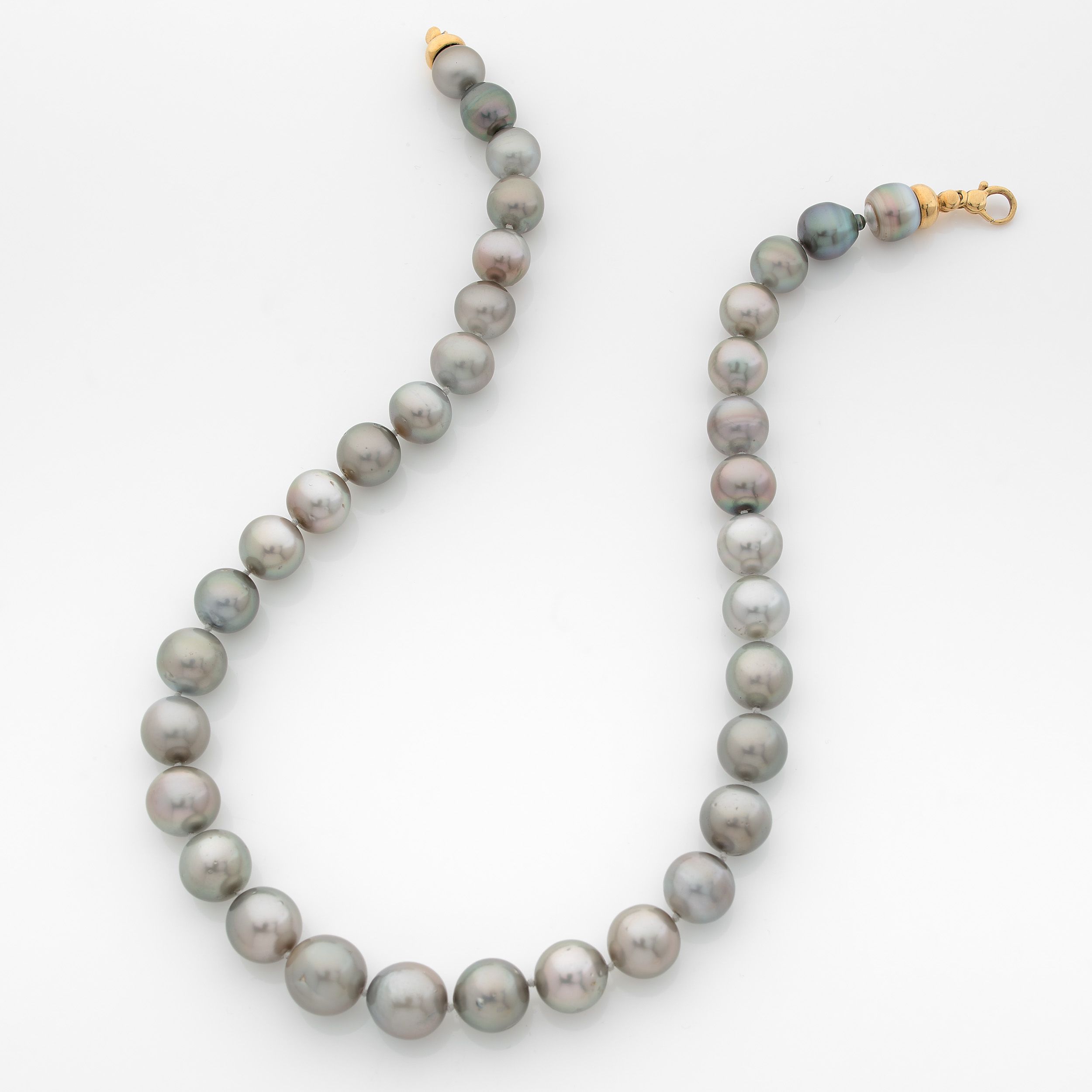 COLLIER 