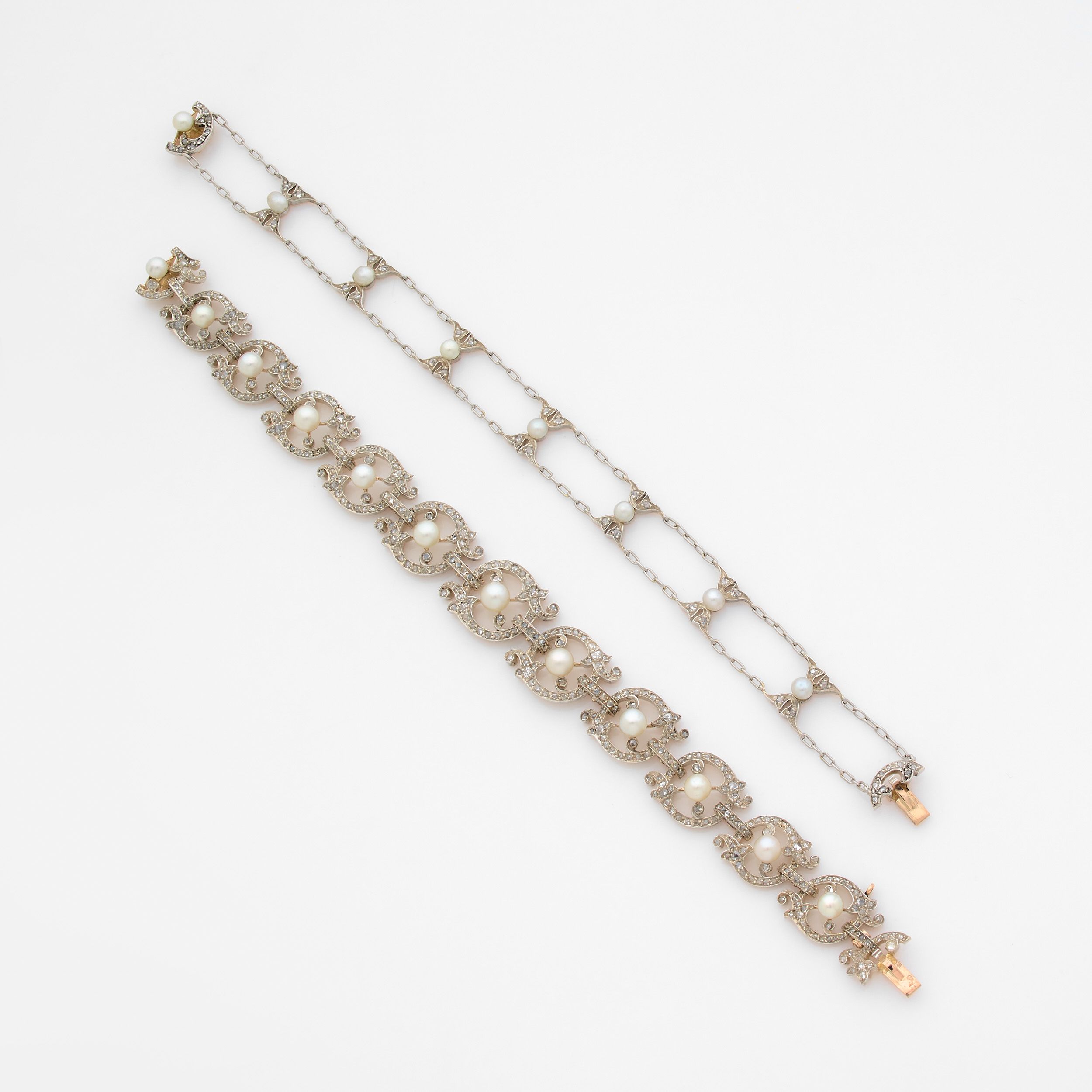 COLLIER A TRANSFORMATION