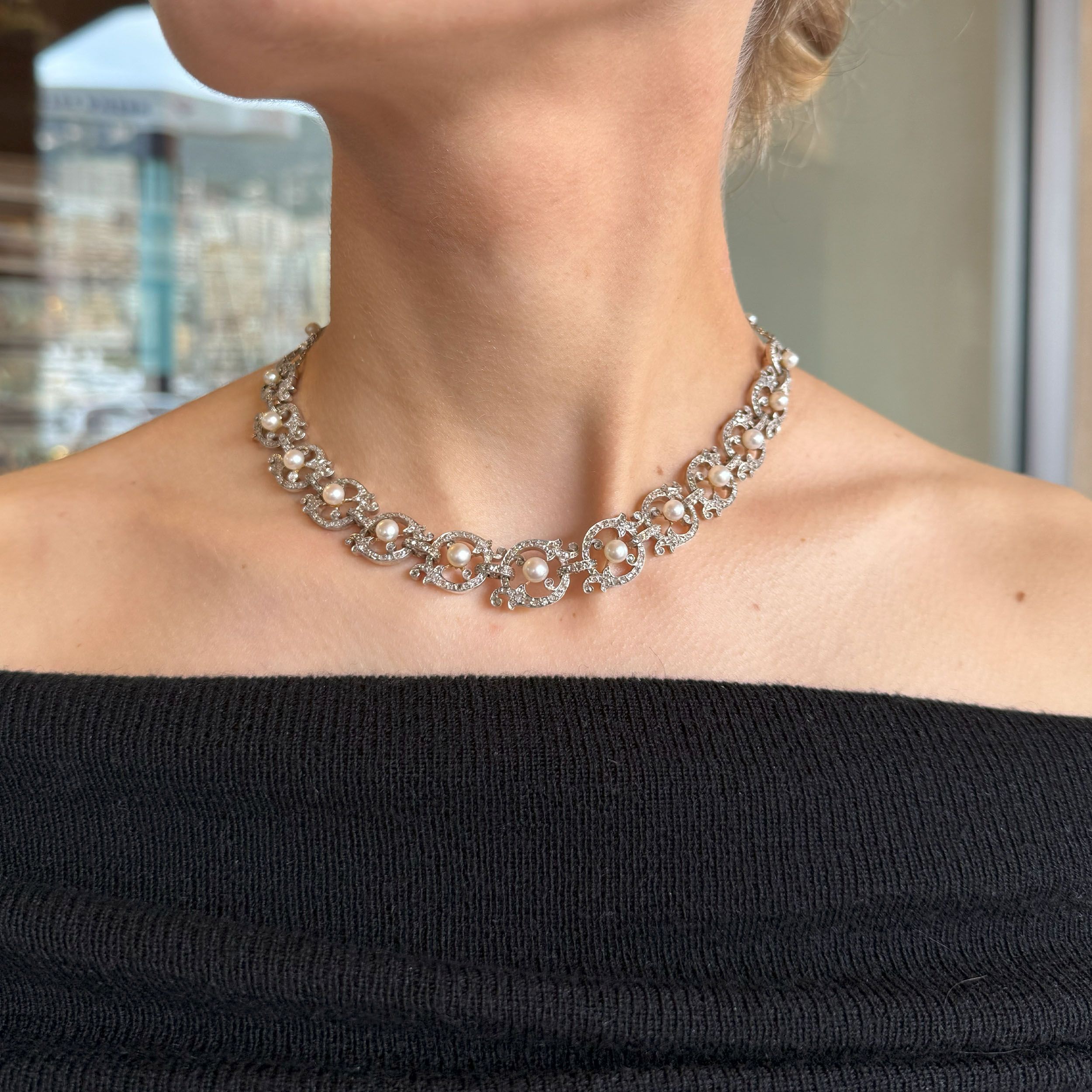 COLLIER A TRANSFORMATION:  | H&ocirc;tel Des Ventes de Monte-Carlo
