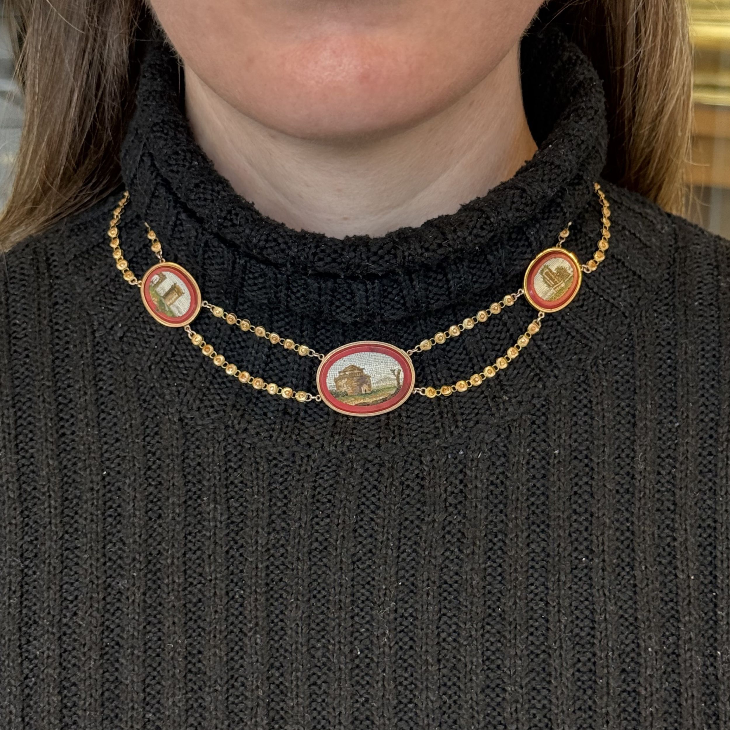 COLLIER COLLERETTE:  | H&ocirc;tel Des Ventes de Monte-Carlo