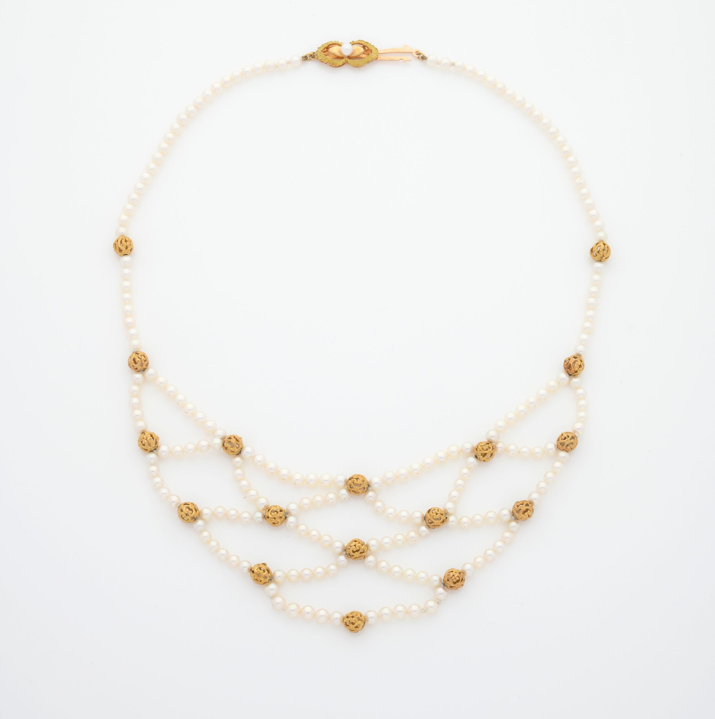 COLLIER DRAPERIE
