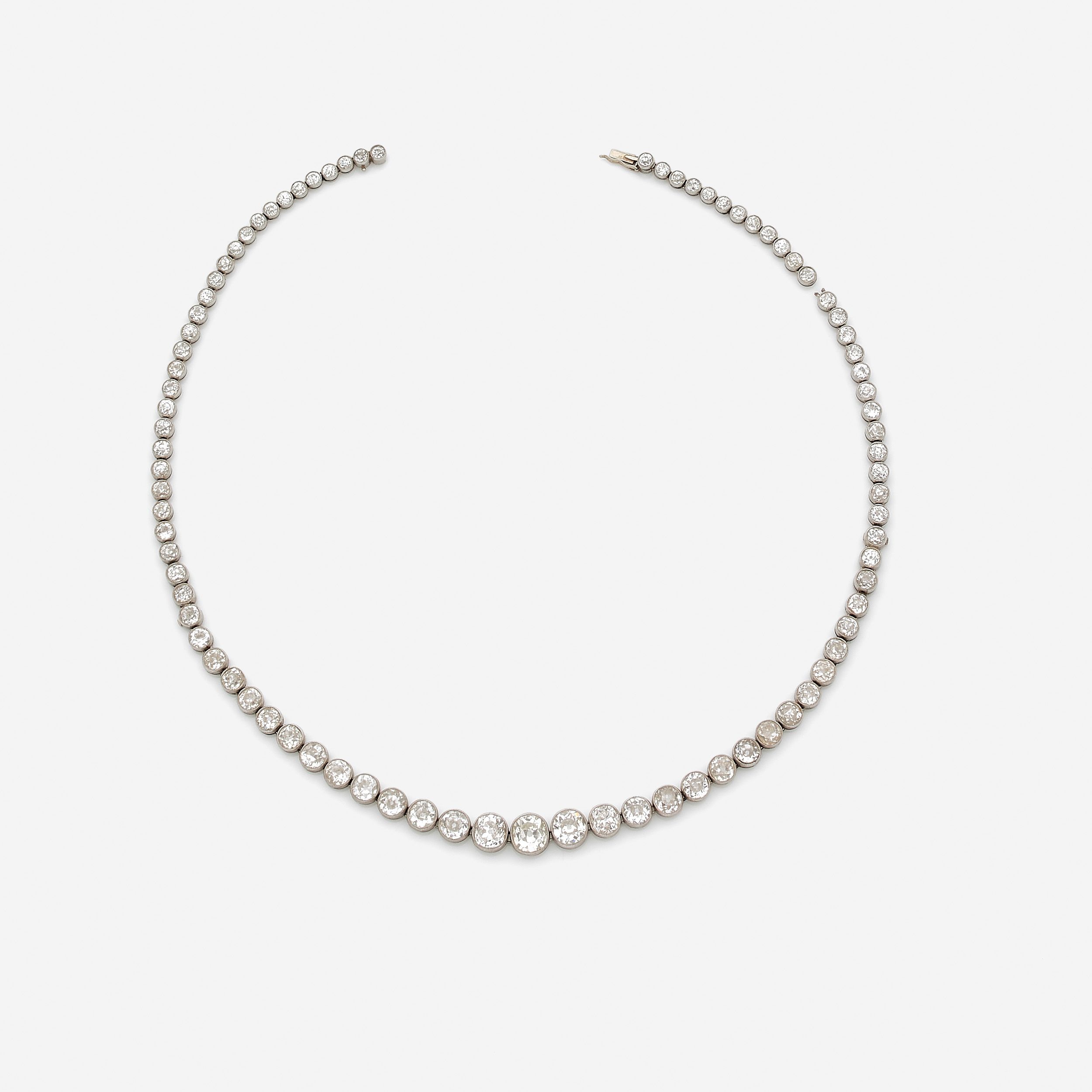 PENDENTIF MEDAILLE :  | H&ocirc;tel Des Ventes de Monte-Carlo