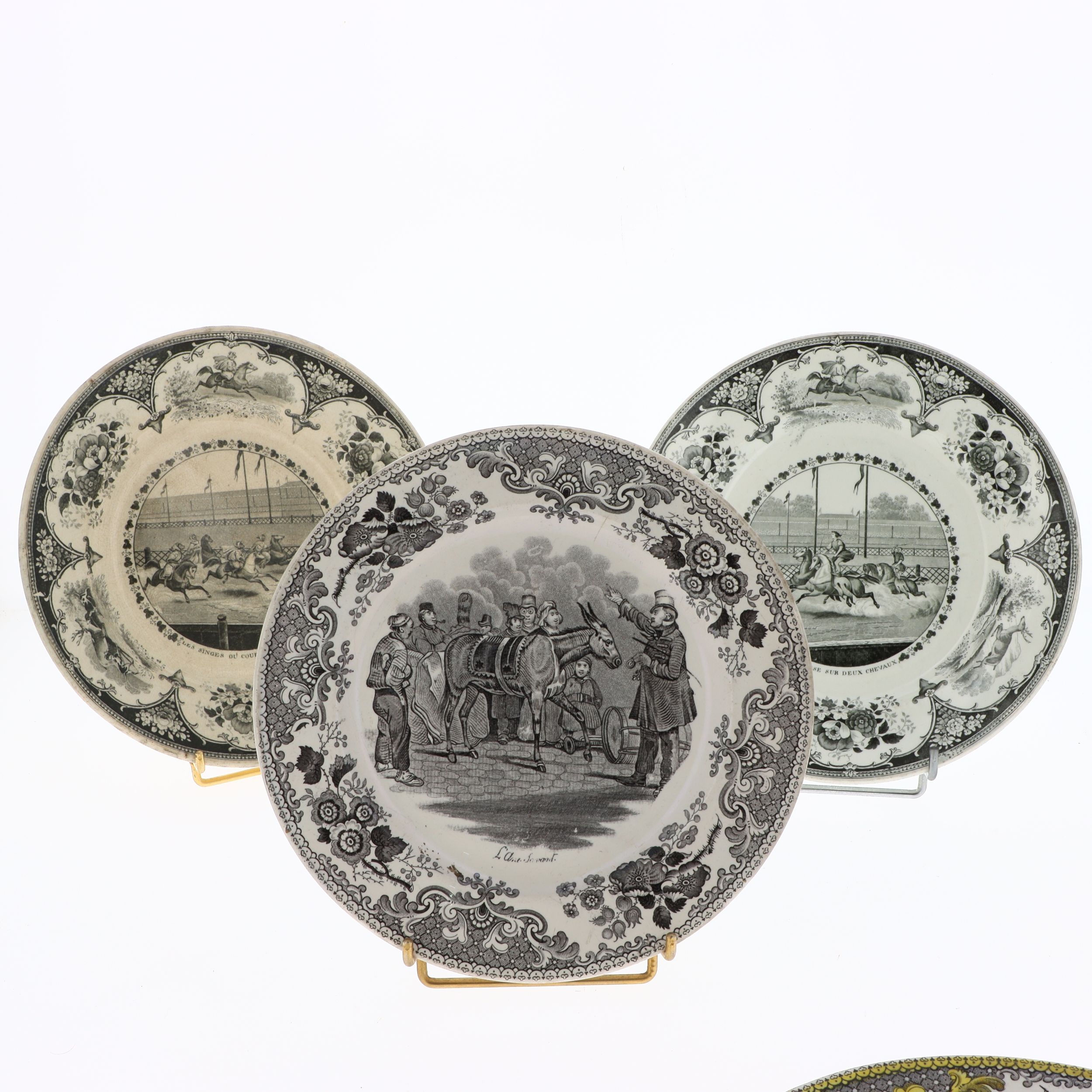 CREIL ENSEMBLE DE DIX ASSIETTES:  | H&ocirc;tel Des Ventes de Monte-Carlo