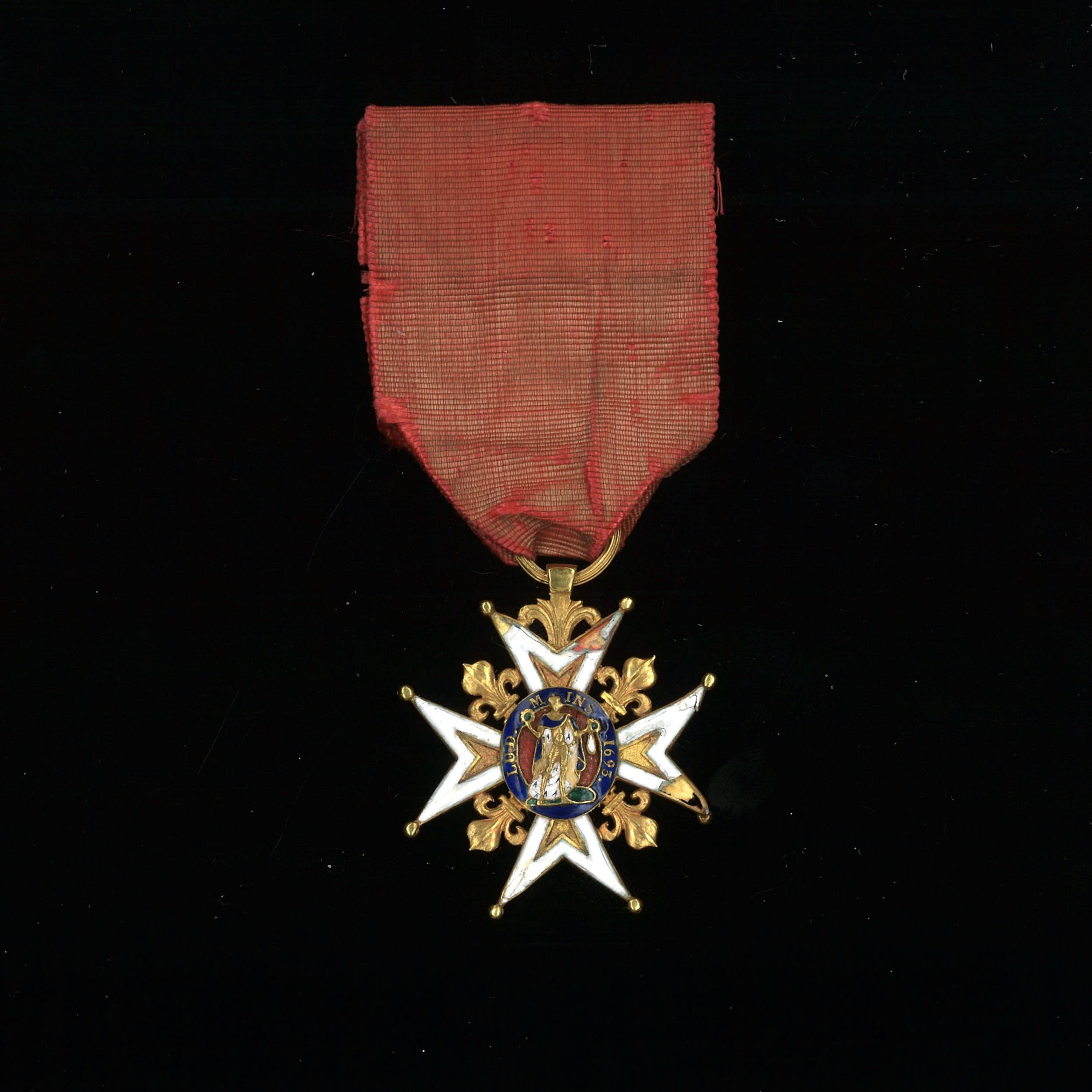 LOT DE 2 CROIX DE CHEVALIER DE L'ORDRE DE LA LEGION D'HONNEUR:  | H&ocirc;tel Des Ventes de Monte-Carlo