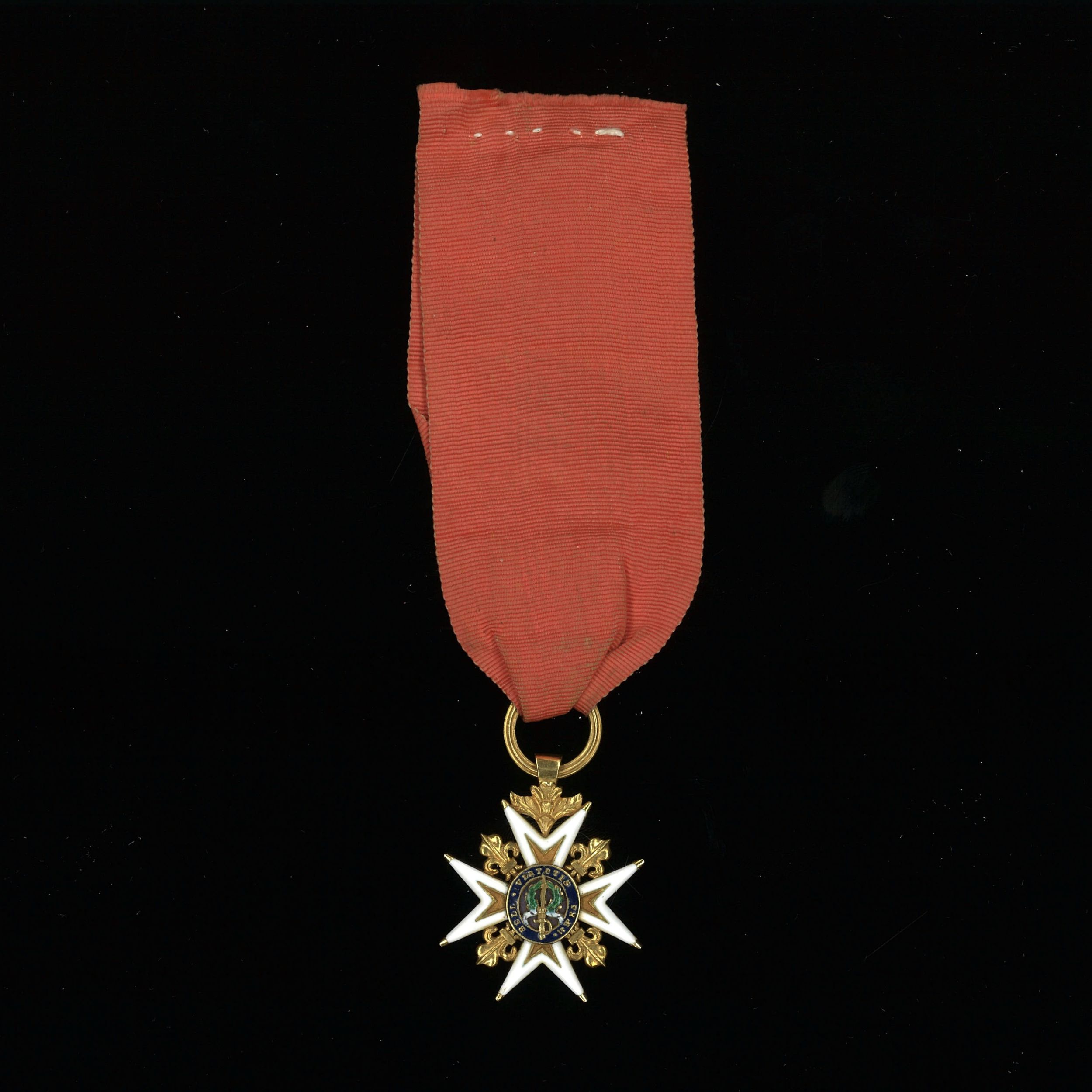LOT DE 2 CROIX DE CHEVALIER DE L'ORDRE DE LA LEGION D'HONNEUR:  | H&ocirc;tel Des Ventes de Monte-Carlo